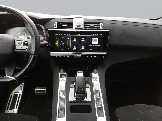 DS Automobiles DS 7 Crossback view 12