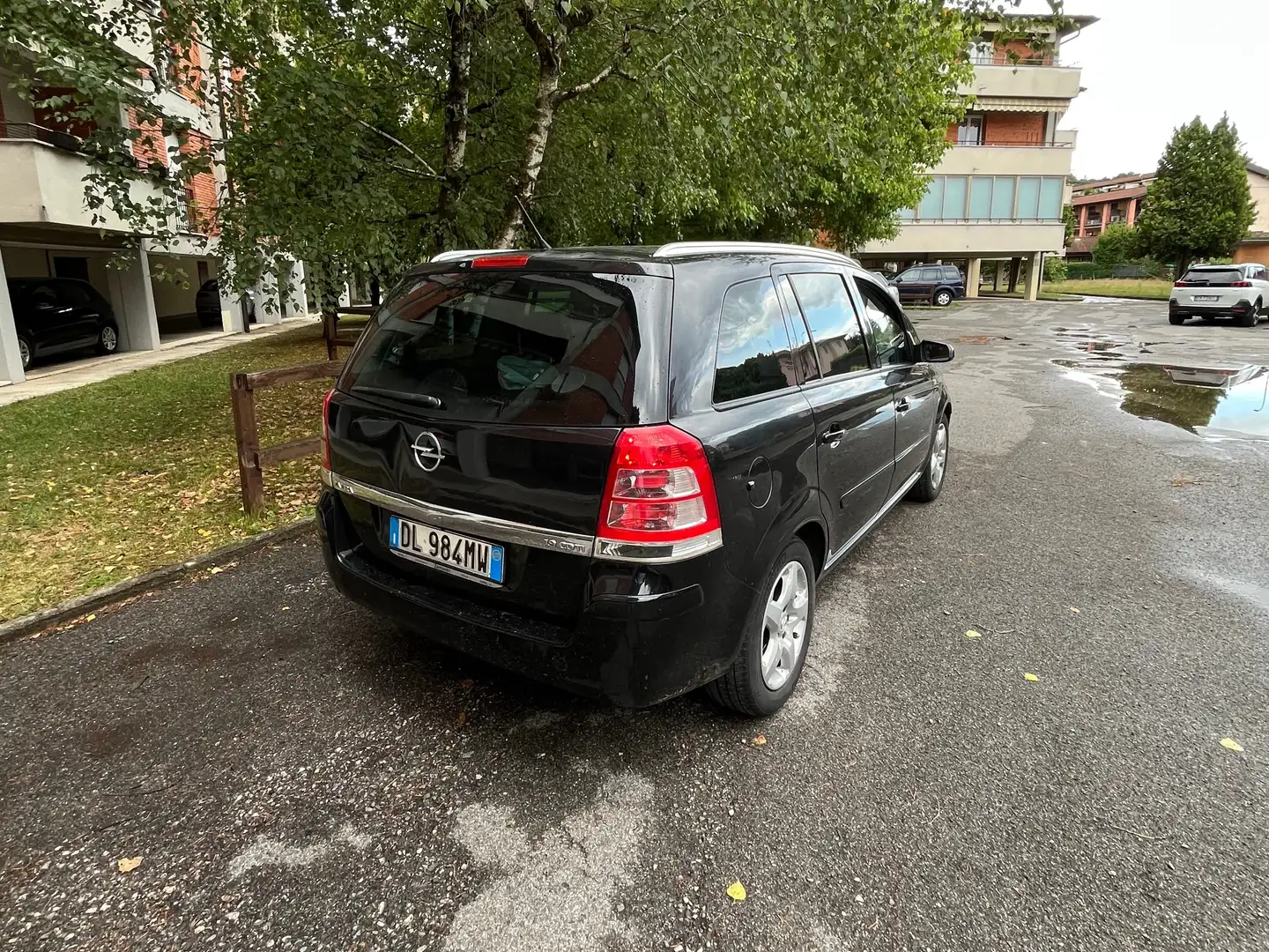 Opel Zafira 1.9 CDTI Nero - 2