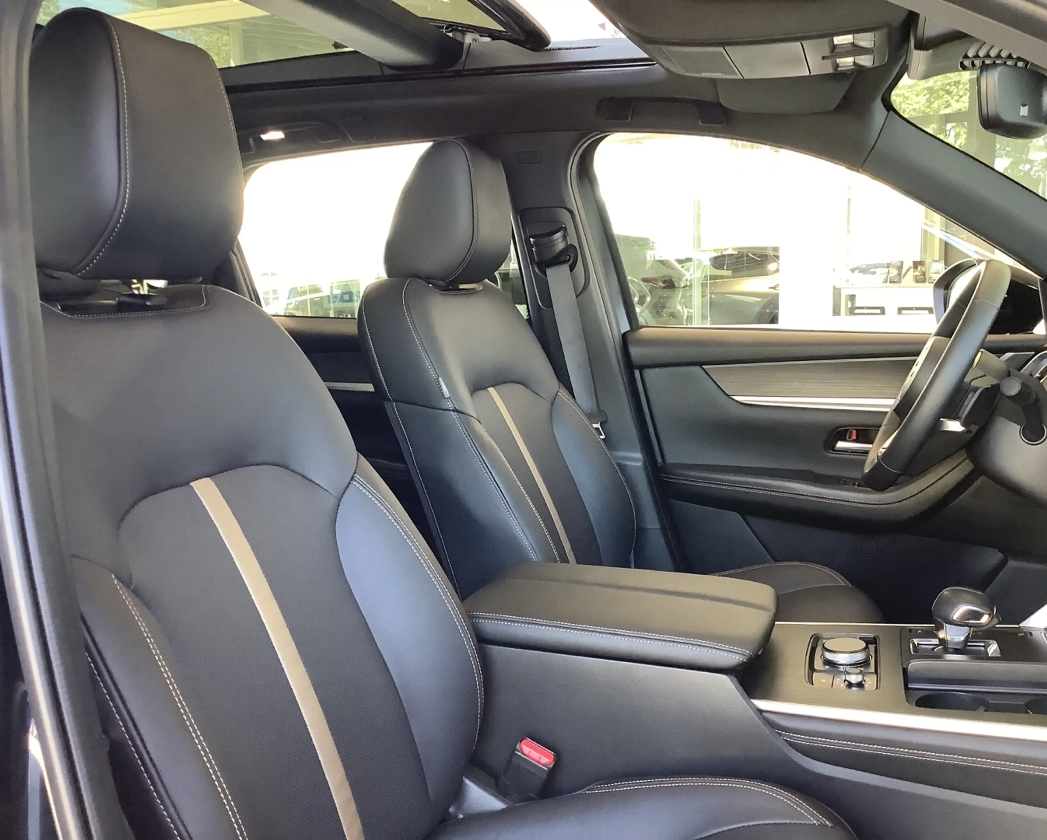Mazda CX-60 5WGN 2.5L e-SKYACTIV PHEV 327ps 8AT AWD Homura Plu — photo 11