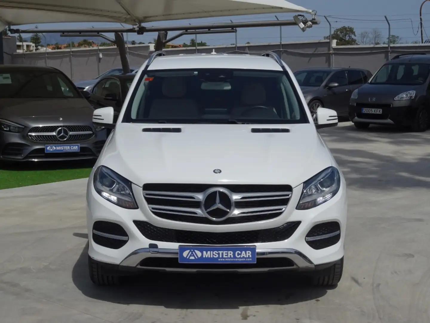 Mercedes-Benz GLE 250 250d 4Matic Aut. Blanc - 2