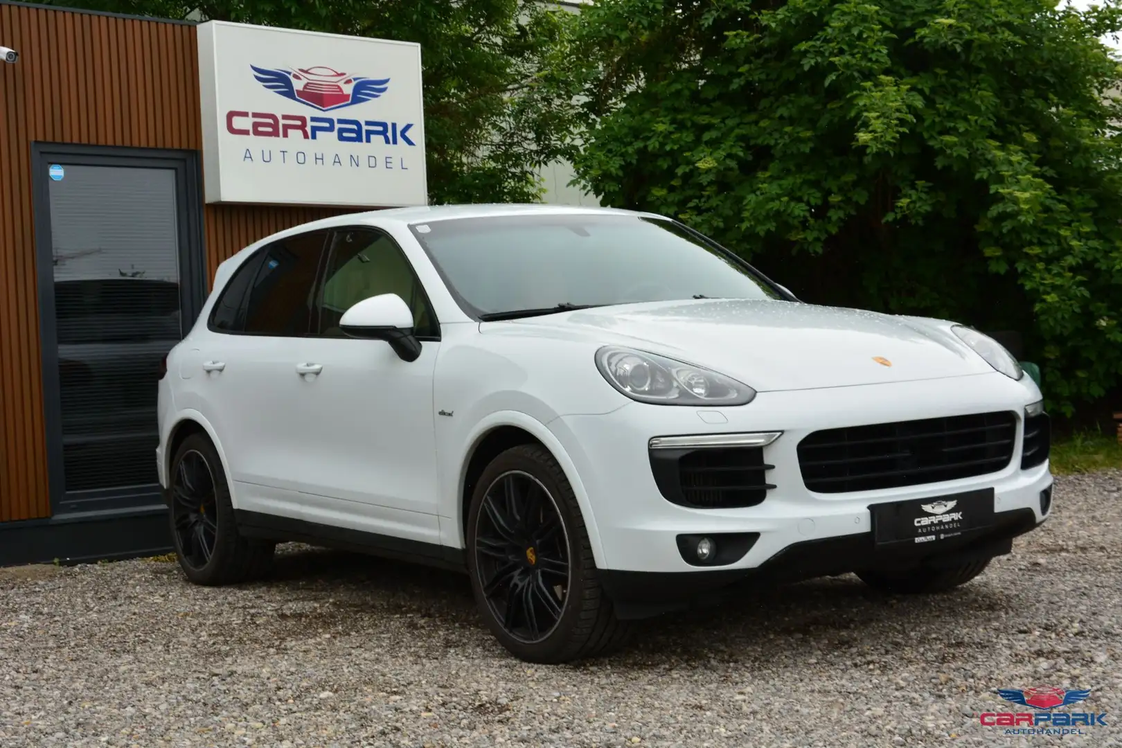Porsche Cayenne II 3,0 Diesel Platinum Edition Aut. Weiß - 1