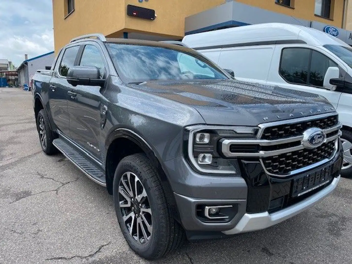Ford Ranger DoKa 3.0Platinum Standh. Rollo AHK sofort Grijs - 1