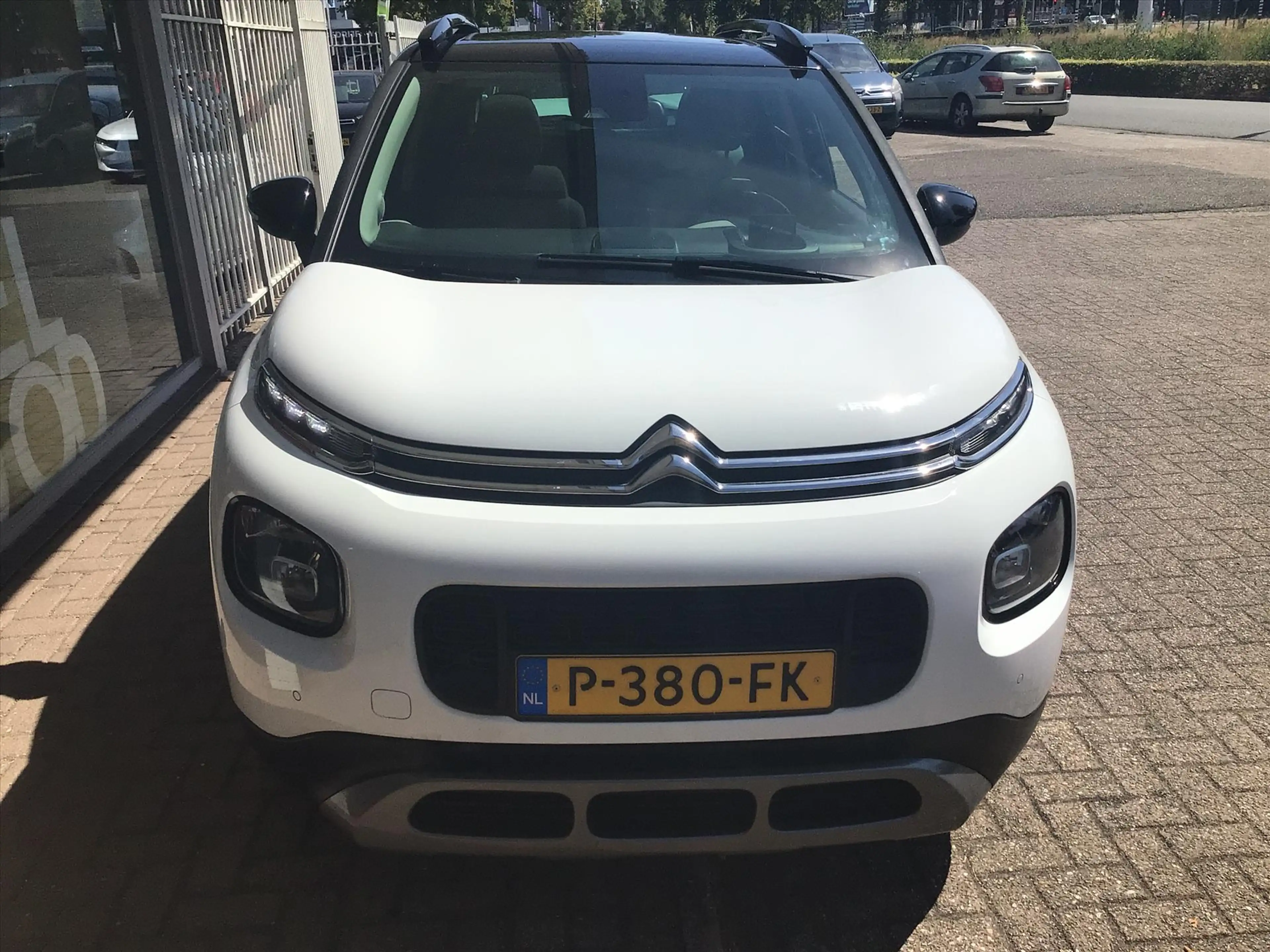 Citroen C3 Aircross 1.2 PureTech 130pk S&S EAT6 Shine — photo 6