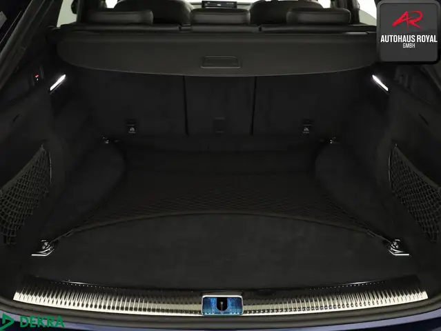 Audi Q5 view 14