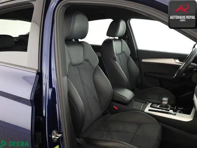 Audi Q5 view 11