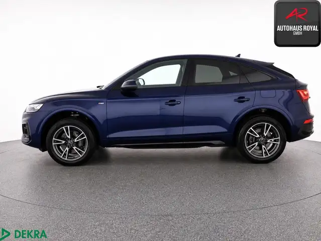 Audi Q5 view 2