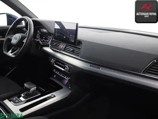 Audi Q5 view 10