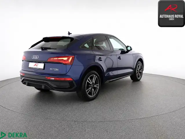 Audi Q5 view 5