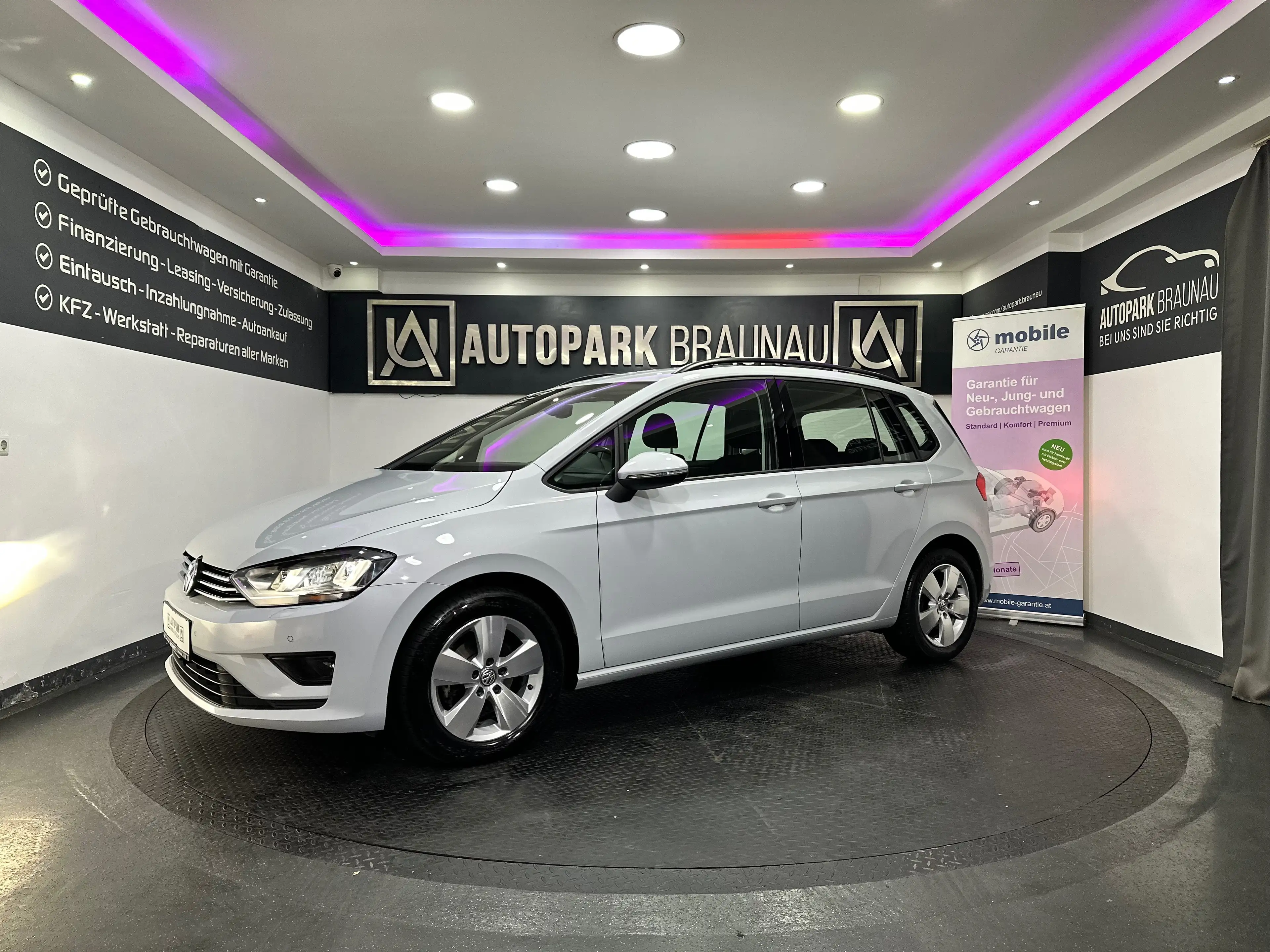 Volkswagen Golf Sportsvan 1.2 TSI Comfortline *ACC*KAMERA*LED* — photo 2