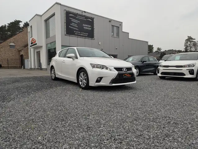 Lexus CT 200h 1.8i E-CVT | NIEUWSTAAT | FULL HISTORY | CRUISE |