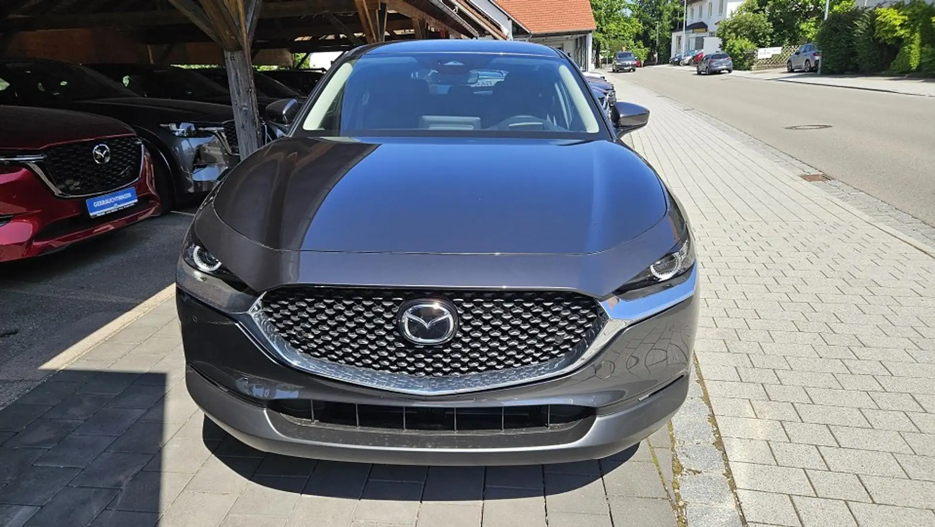 Mazda CX-30 als Center-Line Neuwagen Grau - 2