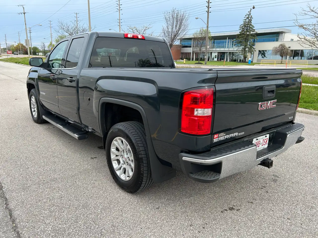 GMC Sierra 1500 photo GMC Sierra 1500