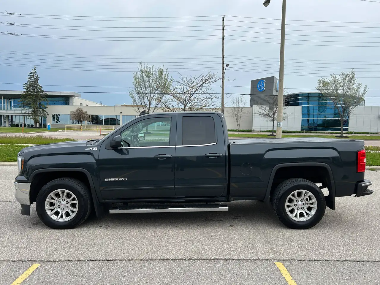 GMC Sierra 1500 photo GMC Sierra 1500