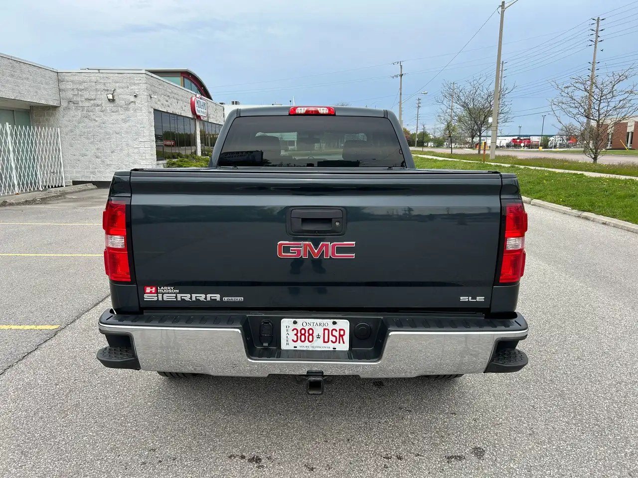GMC Sierra 1500 photo GMC Sierra 1500