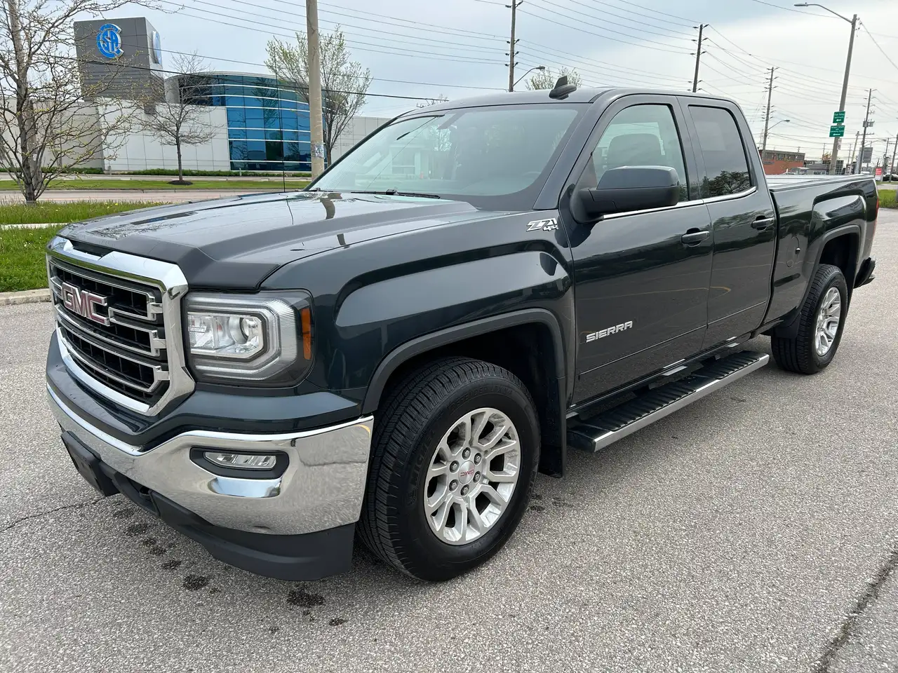 GMC Sierra 1500 photo GMC Sierra 1500