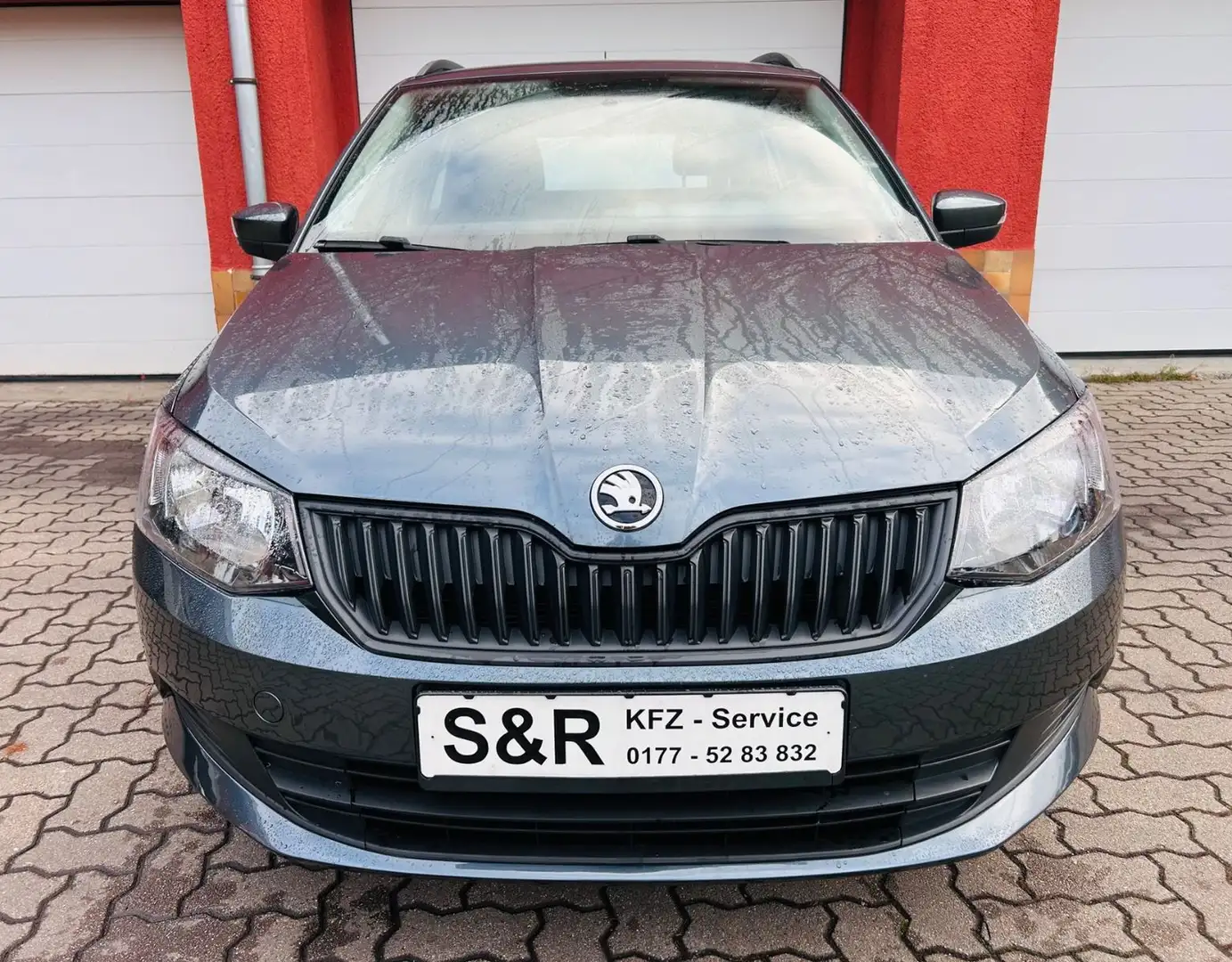 Skoda Fabia Combi Active Grau - 2