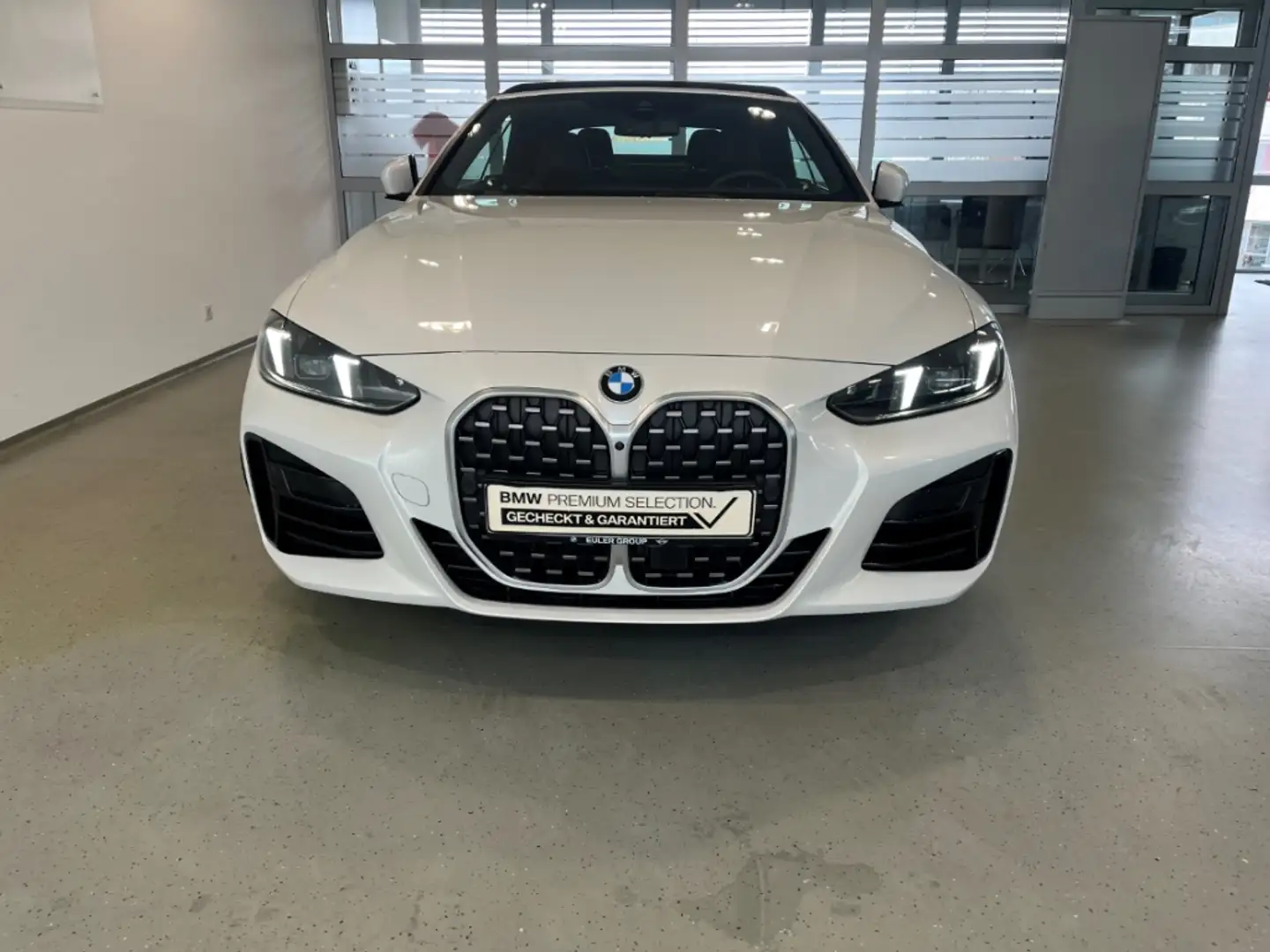 BMW 430 i xDr. Cabrio M Sport 19'' StandHzg H/K Innov.+Com Weiß - 2