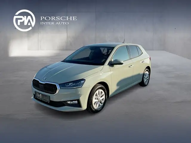 Skoda Fabia main image
