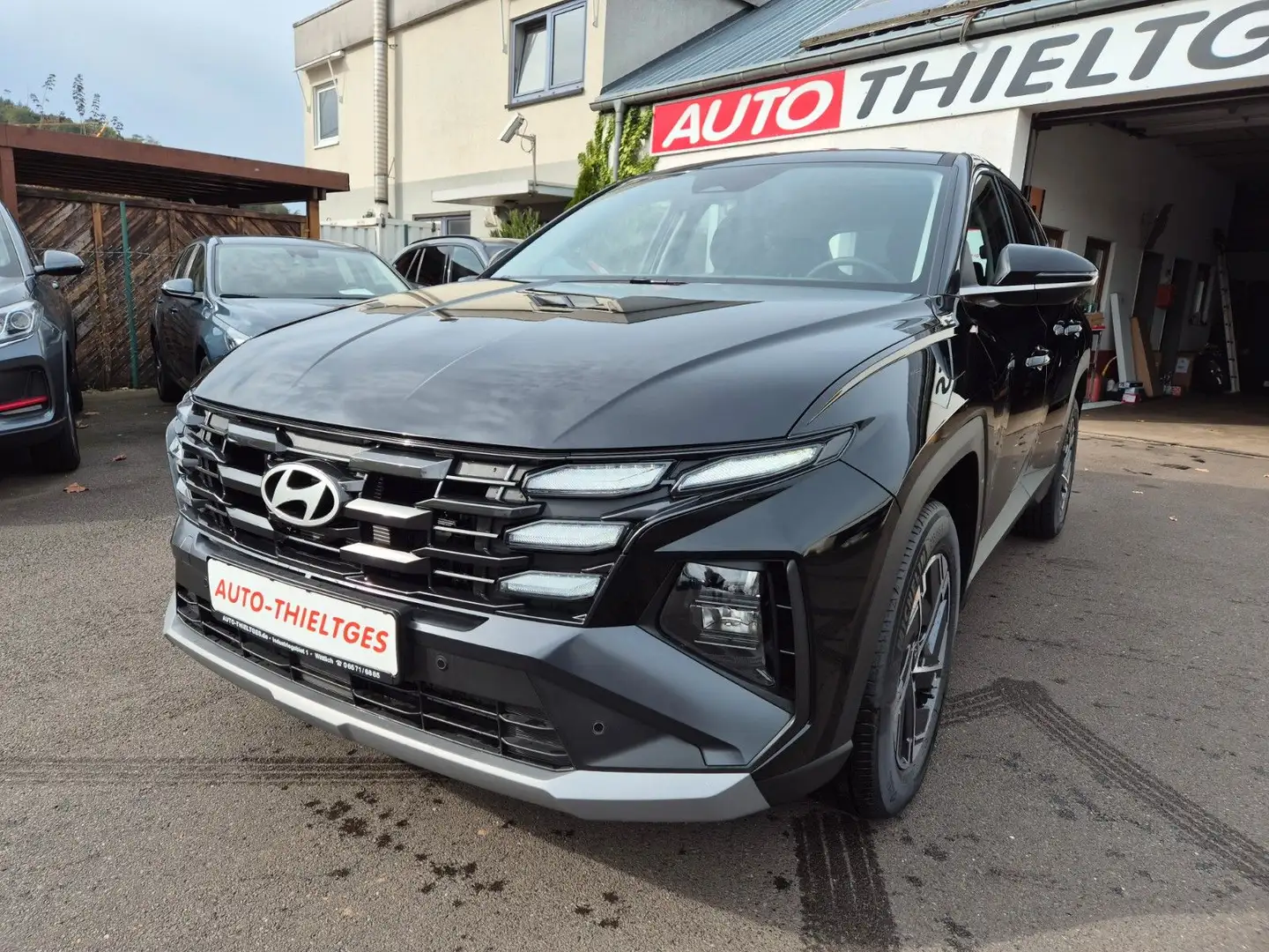 Hyundai TUCSON 1.6 T-GDI HEV , Automatic25 Modell !! Schwarz - 1