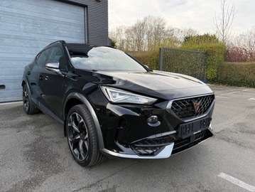 1.5 TSI DSG Adap.Cruise 19"Velgen Camera App.Con