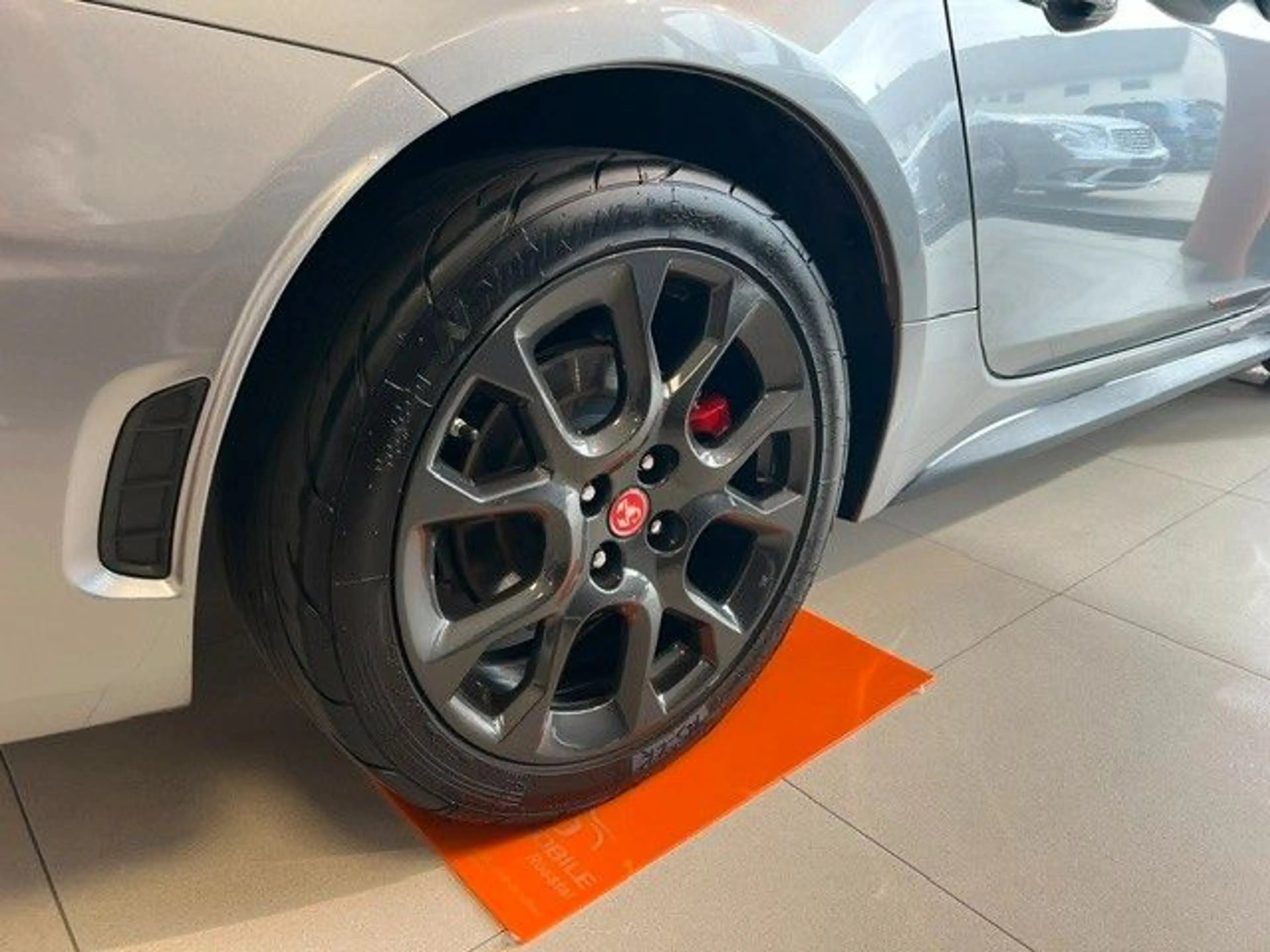 Abarth 124 Spider Turismo*Navi*Bose*Leder*SHZ* — photo 12