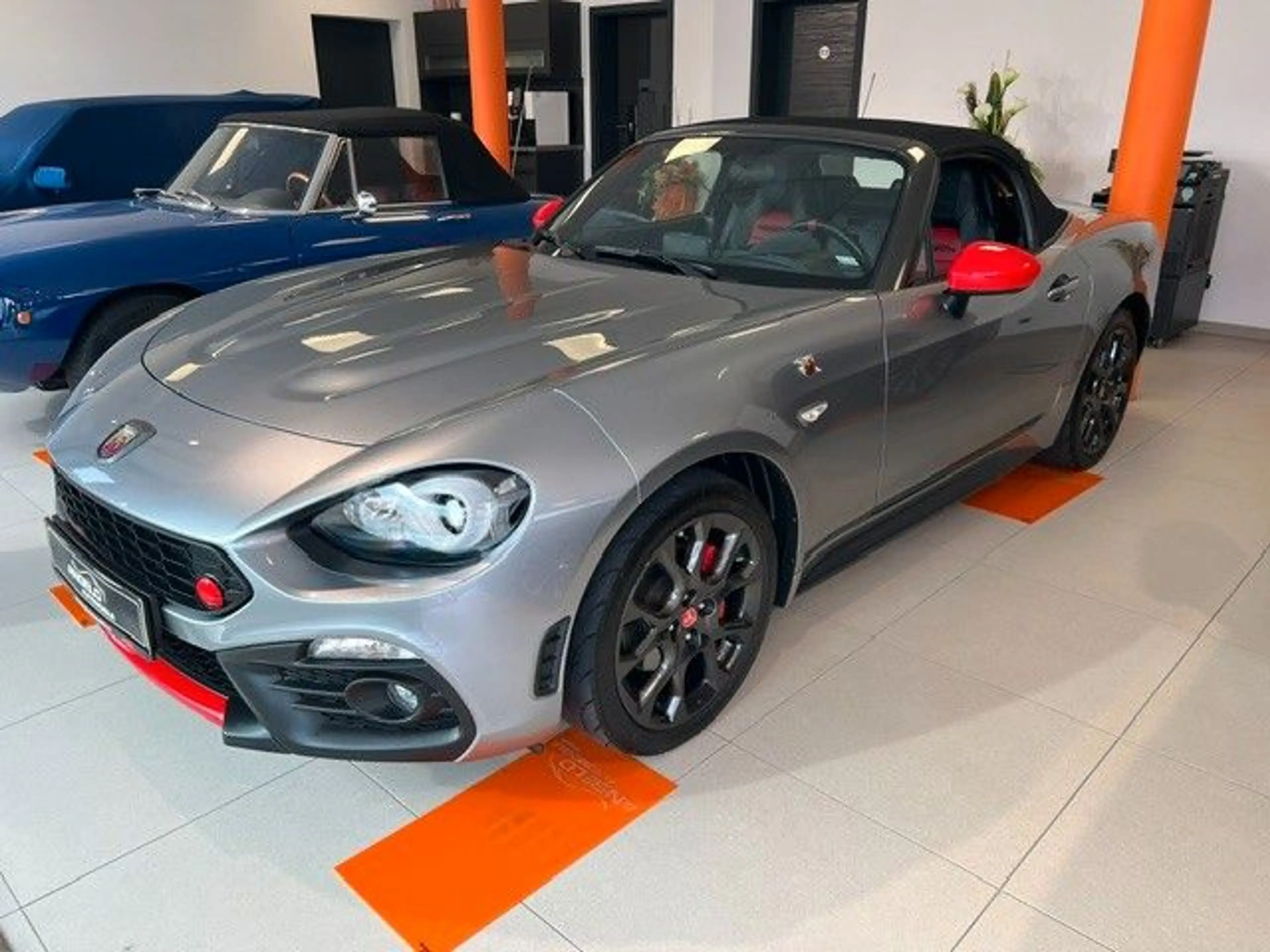 Abarth 124 Spider Turismo*Navi*Bose*Leder*SHZ* — photo 2