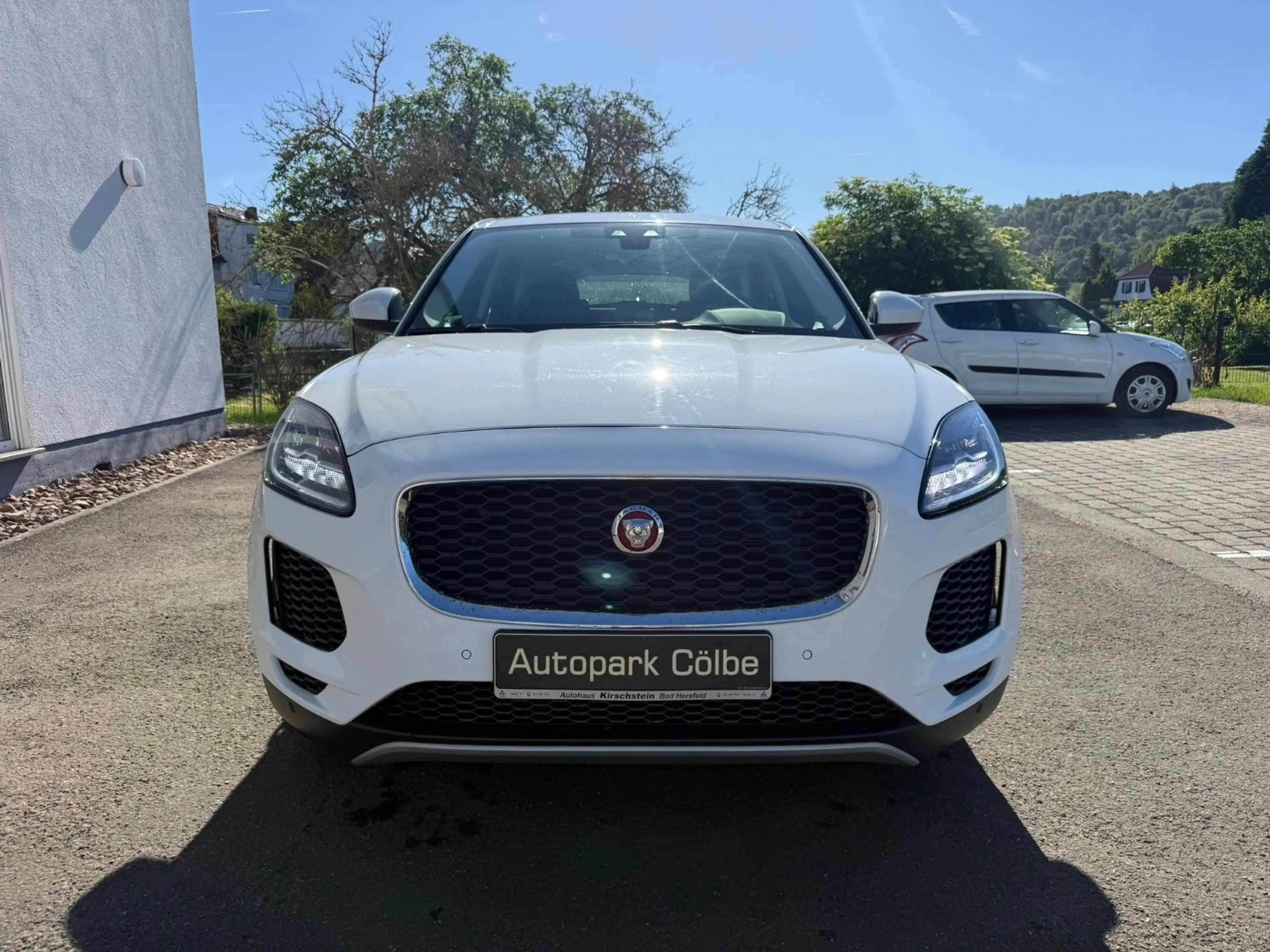 Jaguar E-Pace E-PACE Basis — photo 2