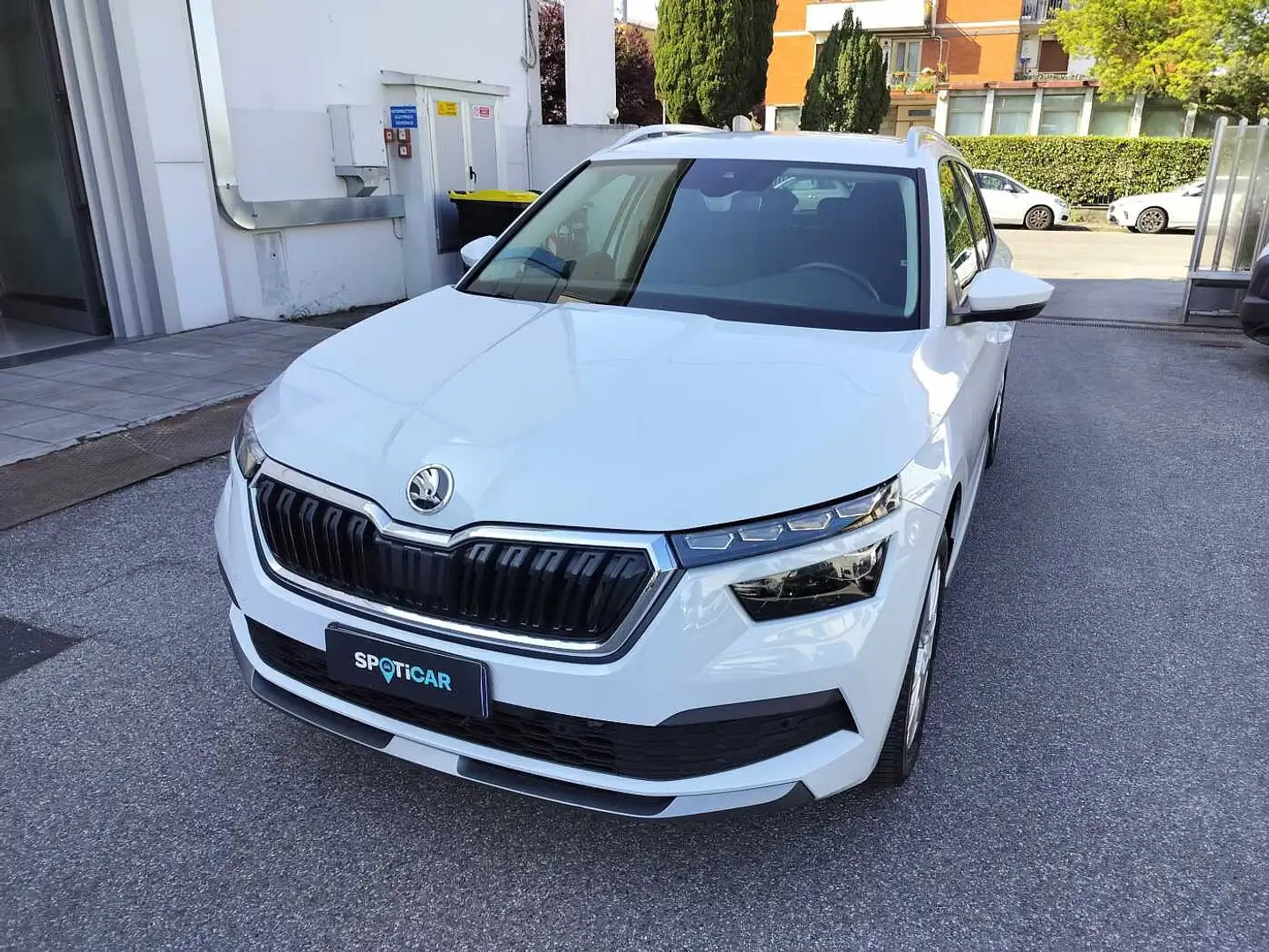 Skoda Kamiq 1.0 TSI 115 CV DSG Style Bianco - 2