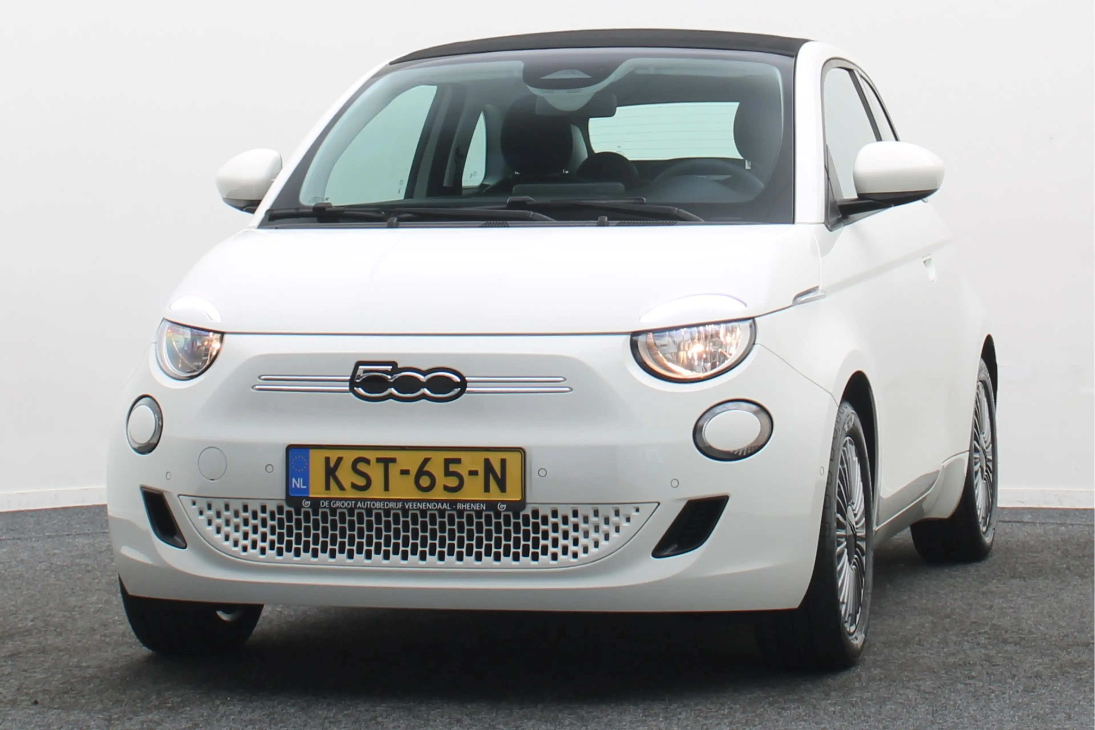 Fiat 500C Icon 42 kWh SOH 95%, Camera, Apple Carplay, Keyles — photo 21