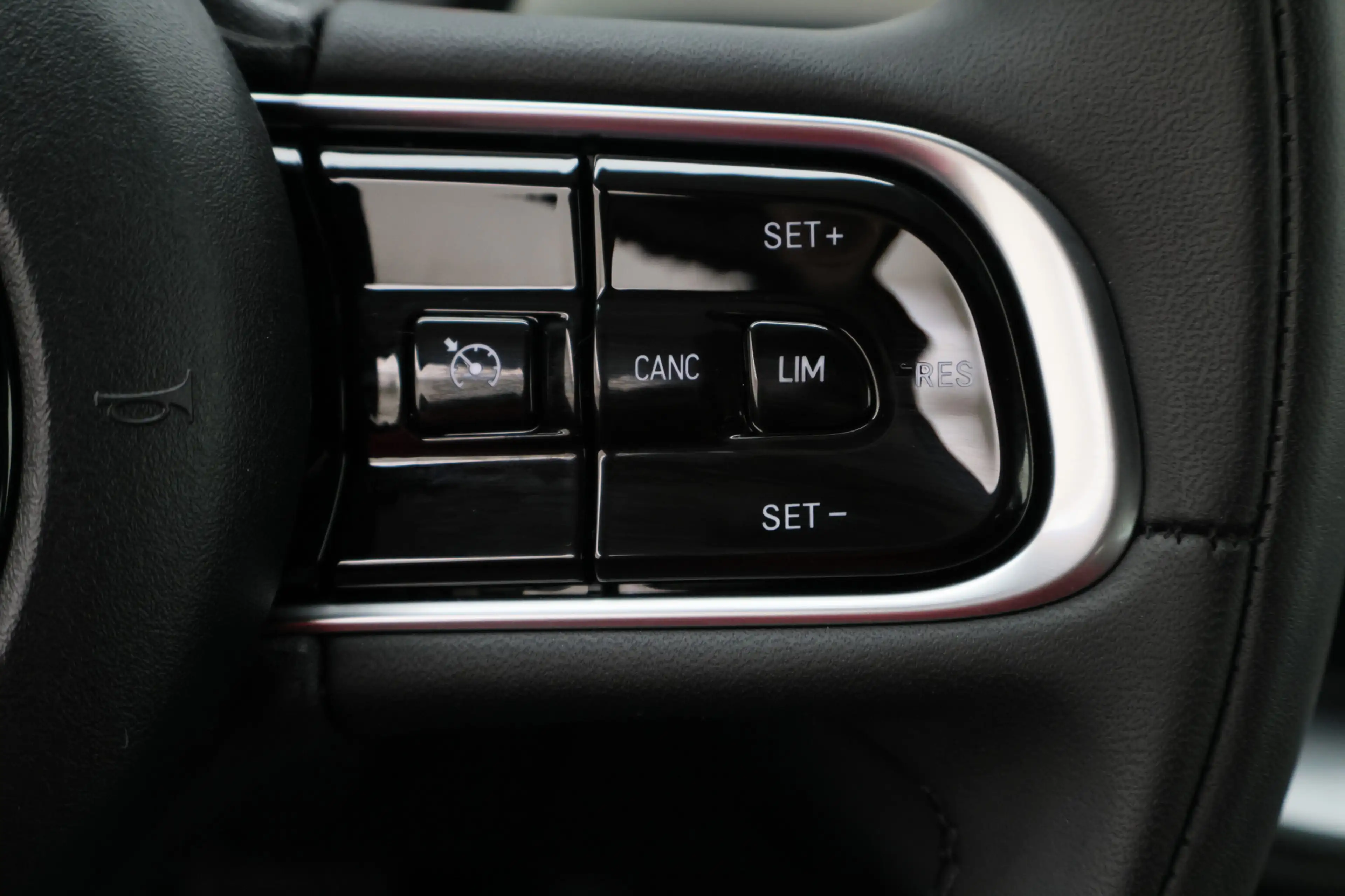 Fiat 500C Icon 42 kWh SOH 95%, Camera, Apple Carplay, Keyles — photo 33