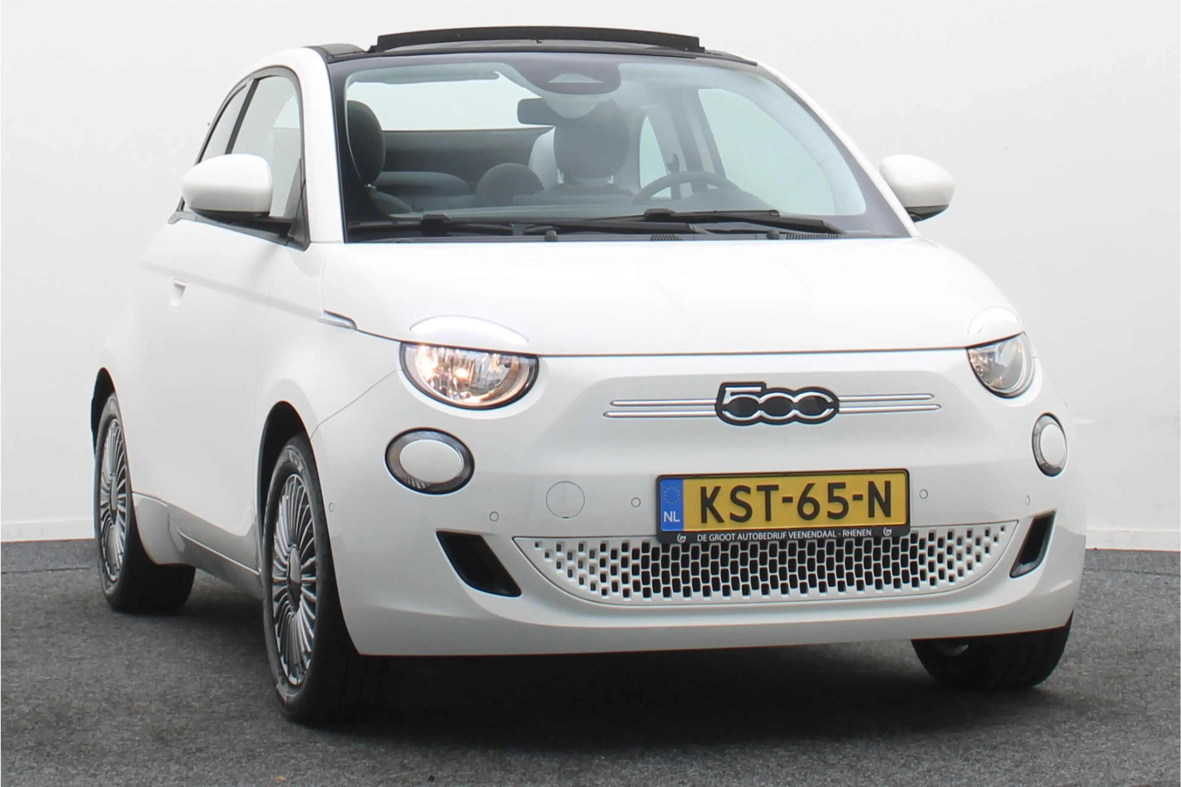 Fiat 500C Icon 42 kWh SOH 95%, Camera, Apple Carplay, Keyles — photo 20