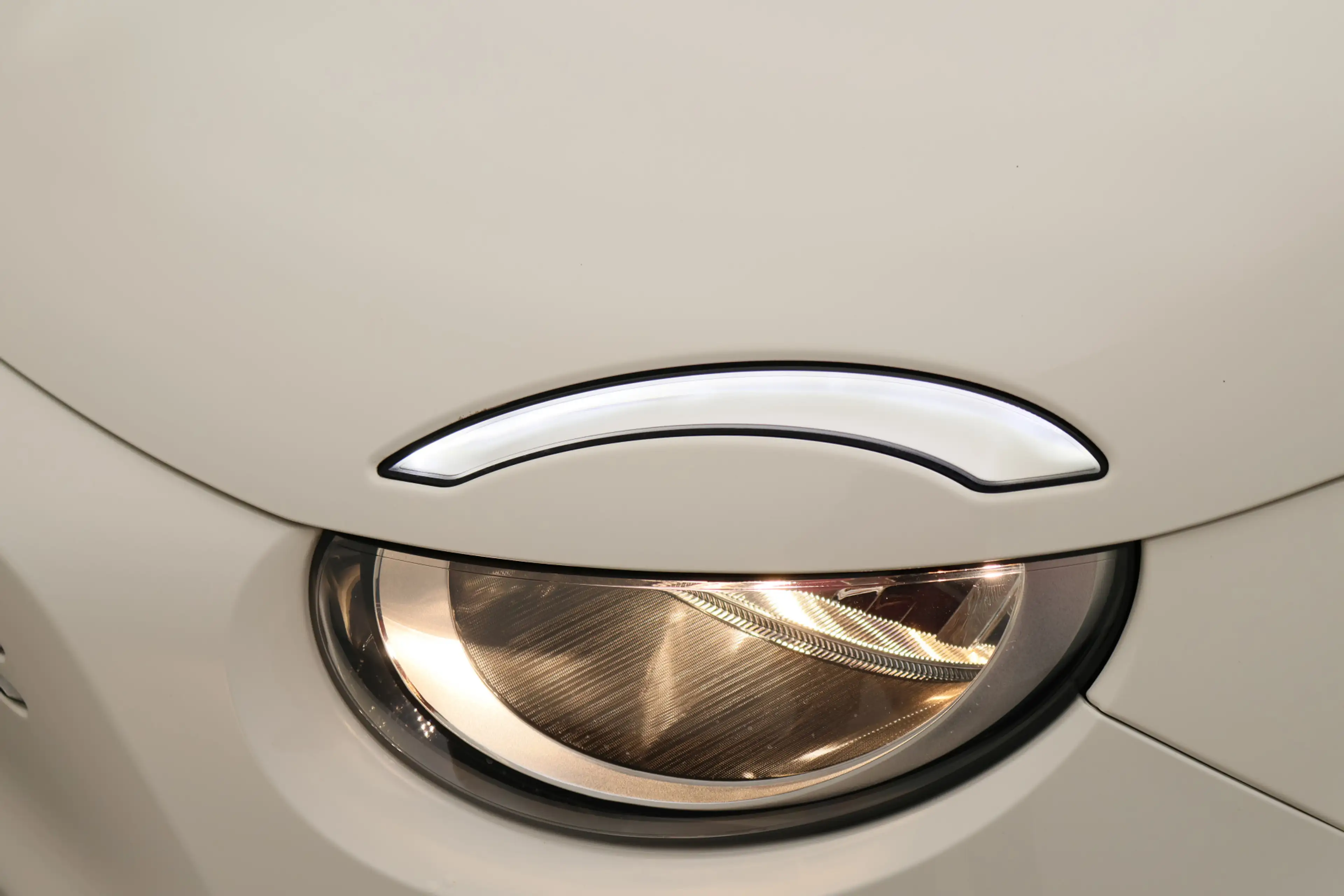 Fiat 500C Icon 42 kWh SOH 95%, Camera, Apple Carplay, Keyles — photo 24