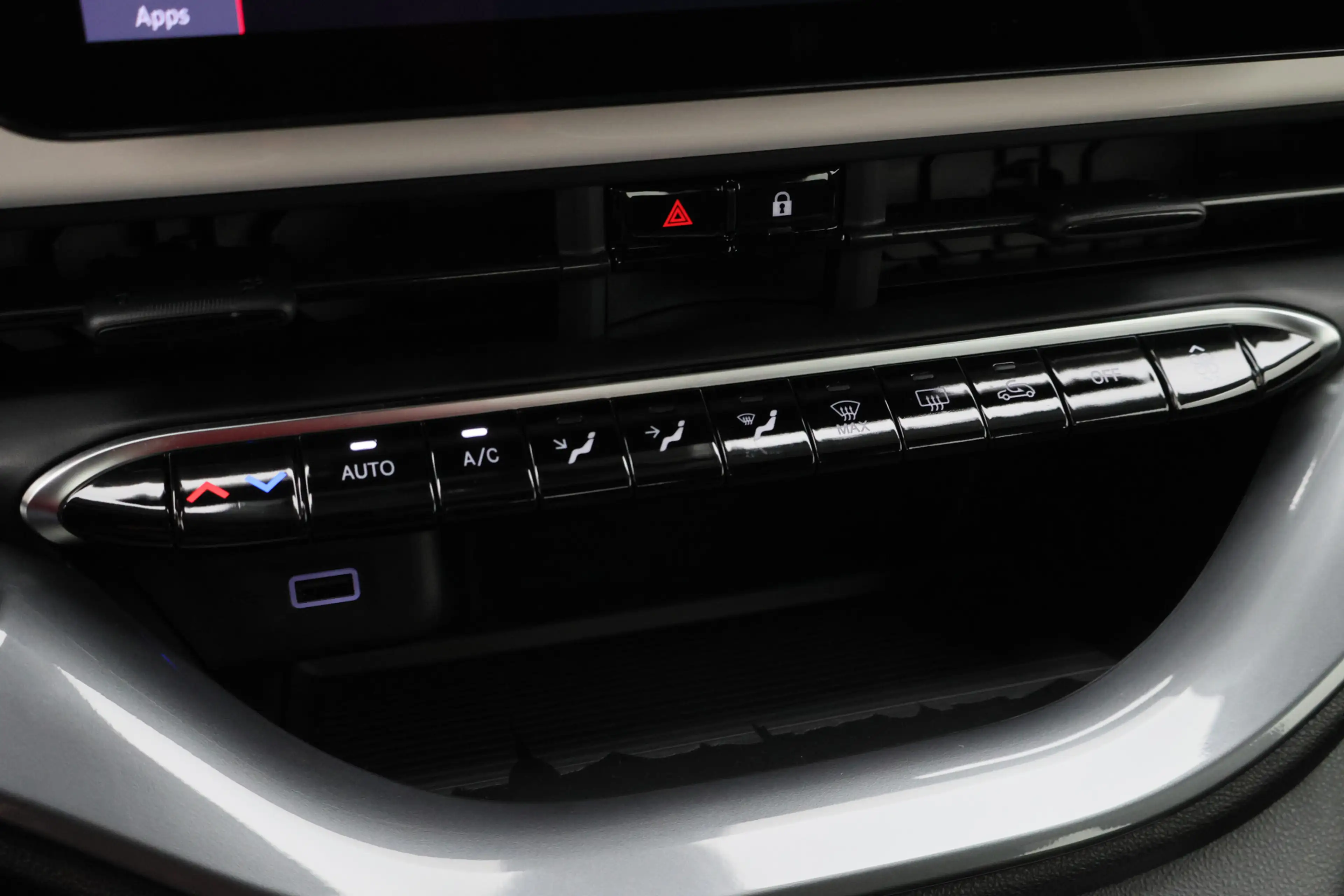 Fiat 500C Icon 42 kWh SOH 95%, Camera, Apple Carplay, Keyles — photo 41