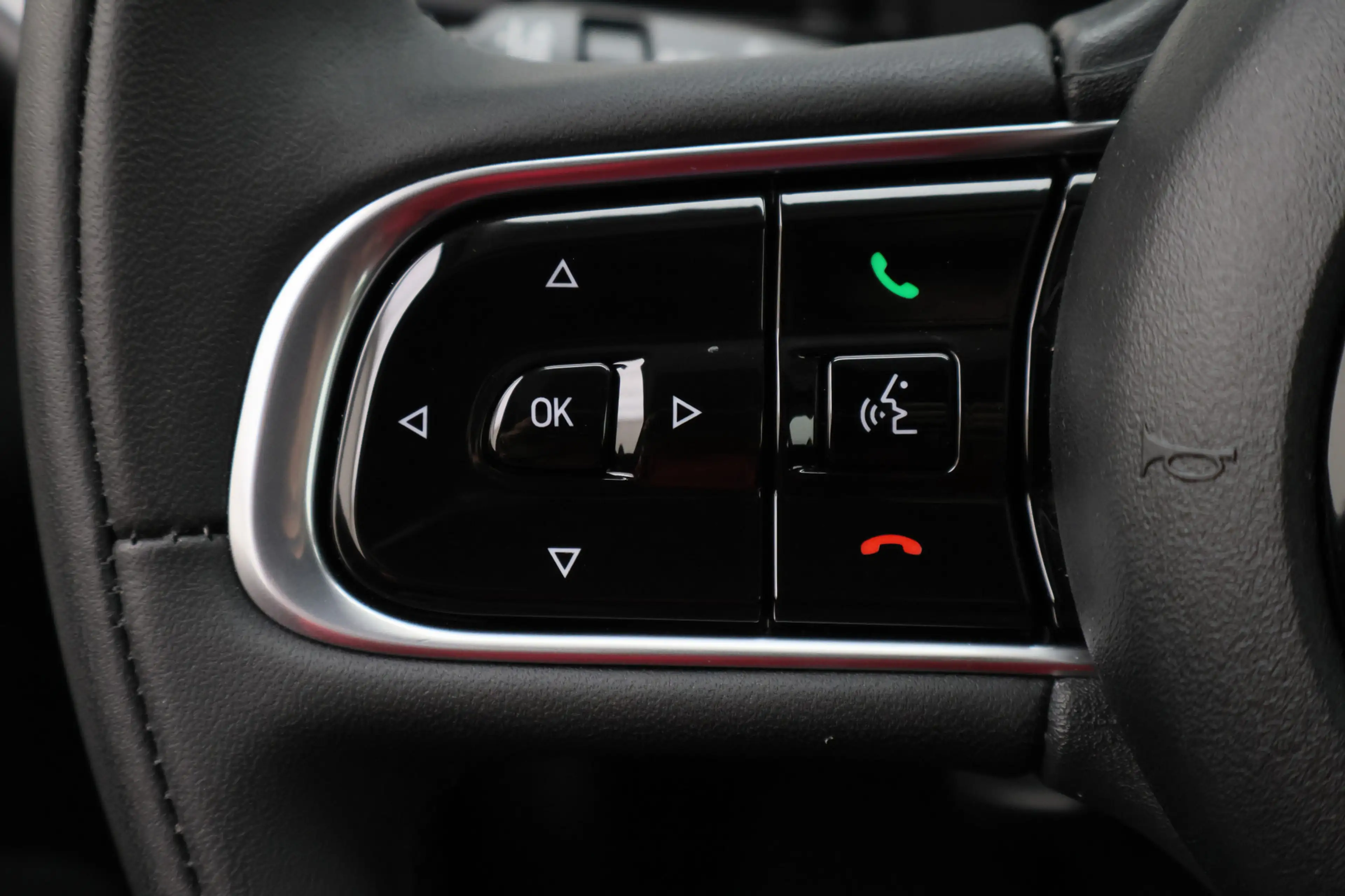 Fiat 500C Icon 42 kWh SOH 95%, Camera, Apple Carplay, Keyles — photo 32