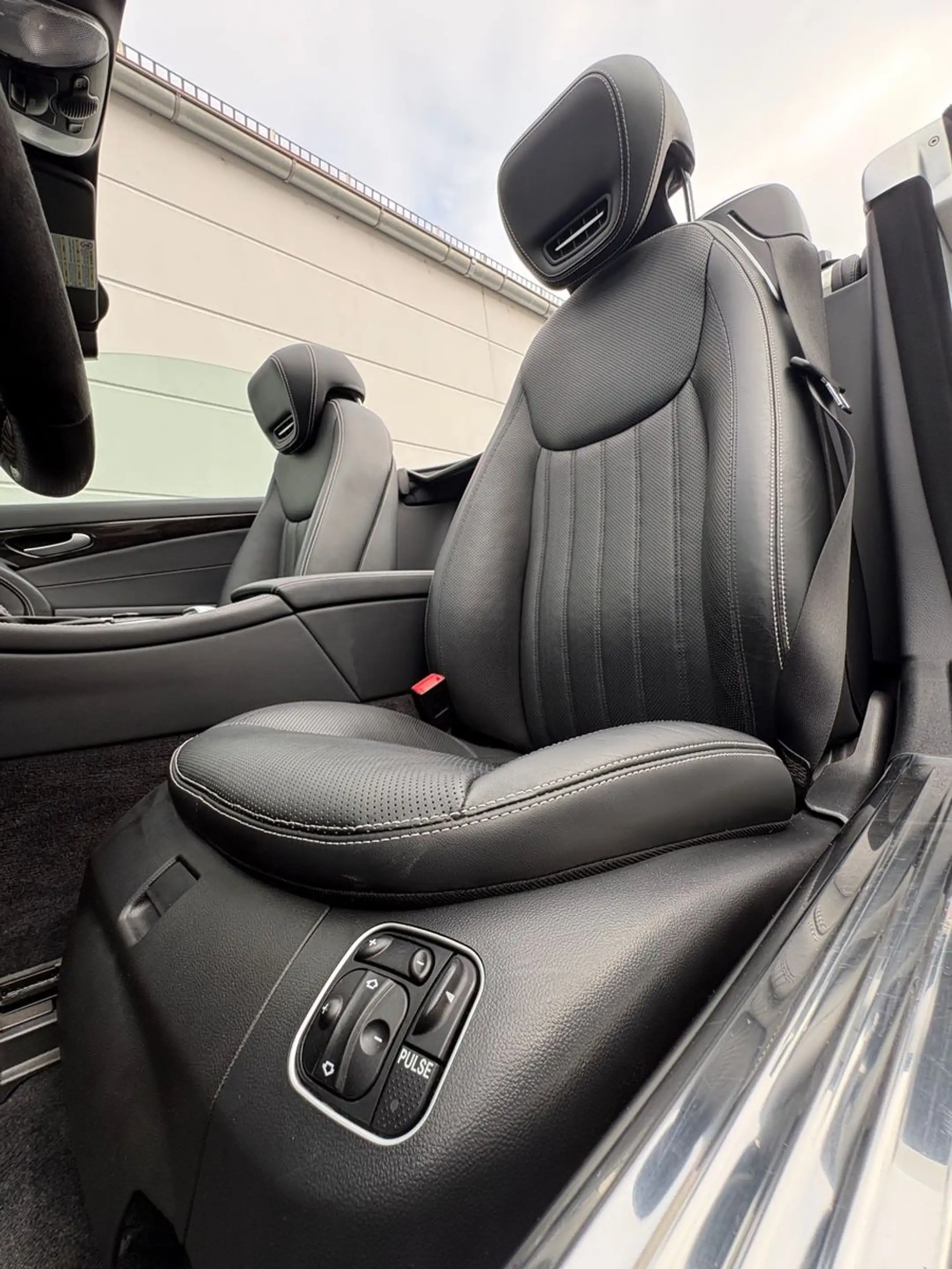 Mercedes-Benz SL 500 /AMG-Styling/Comand/Designo/H&K/Deutsch/ — photo 30