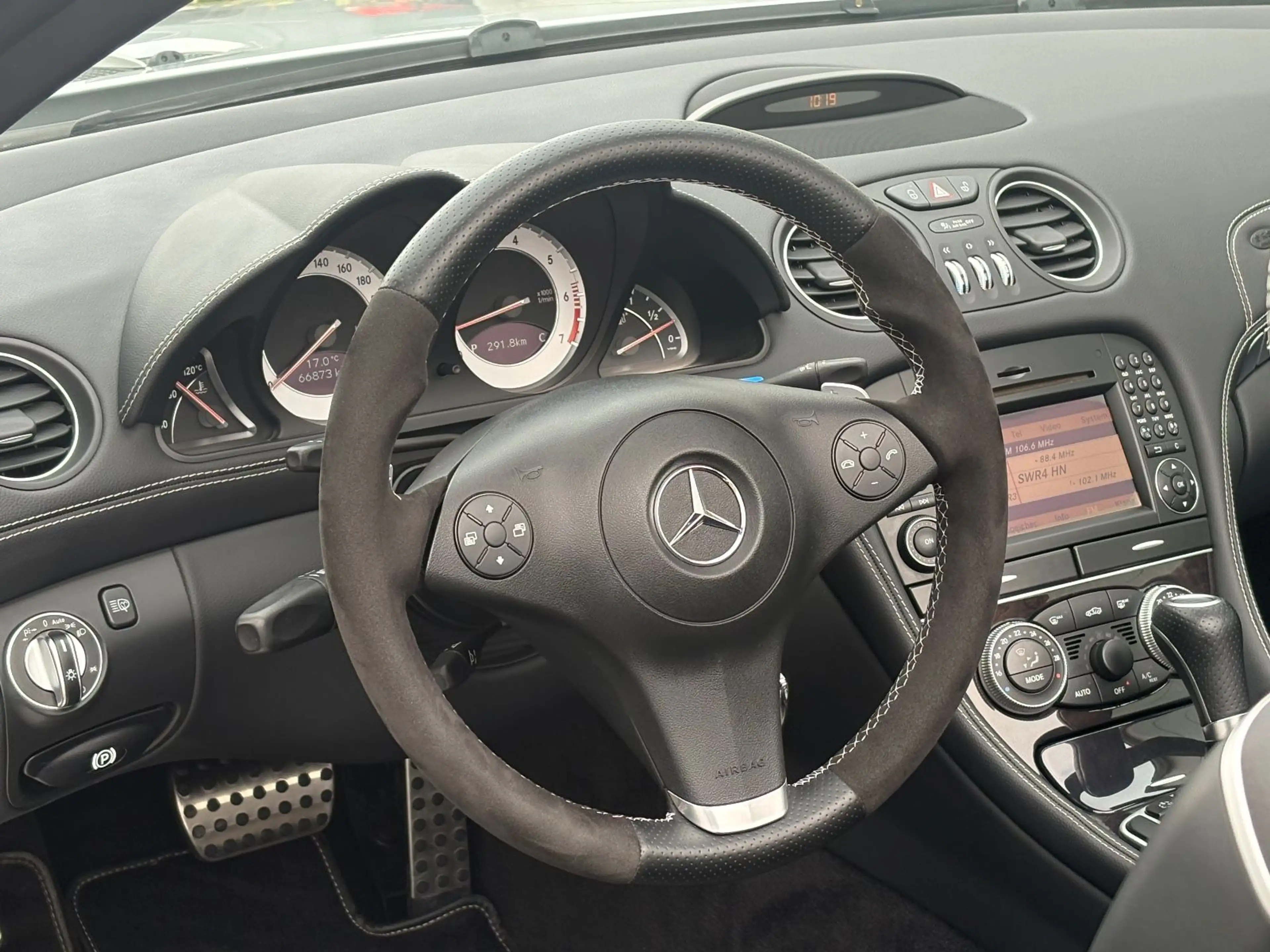 Mercedes-Benz SL 500 /AMG-Styling/Comand/Designo/H&K/Deutsch/ — photo 29