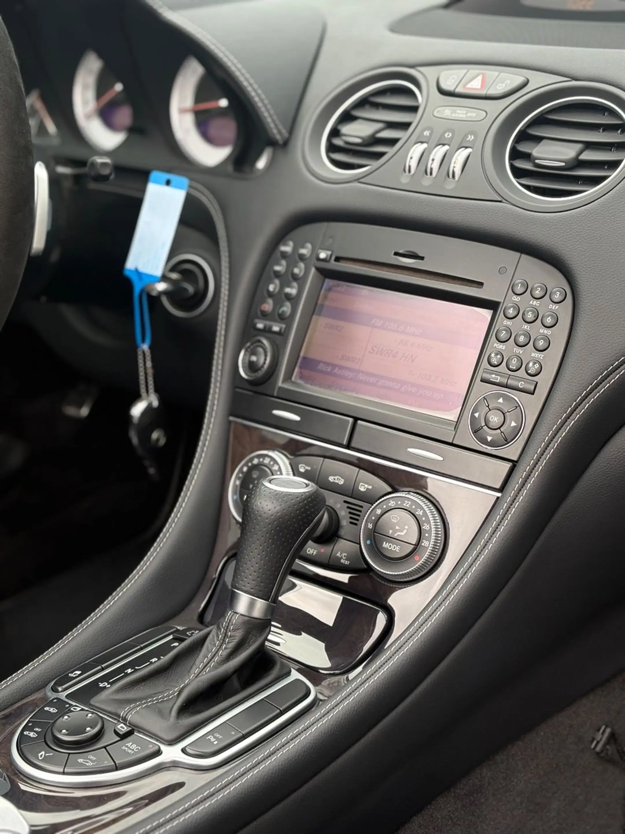 Mercedes-Benz SL 500 /AMG-Styling/Comand/Designo/H&K/Deutsch/ — photo 35