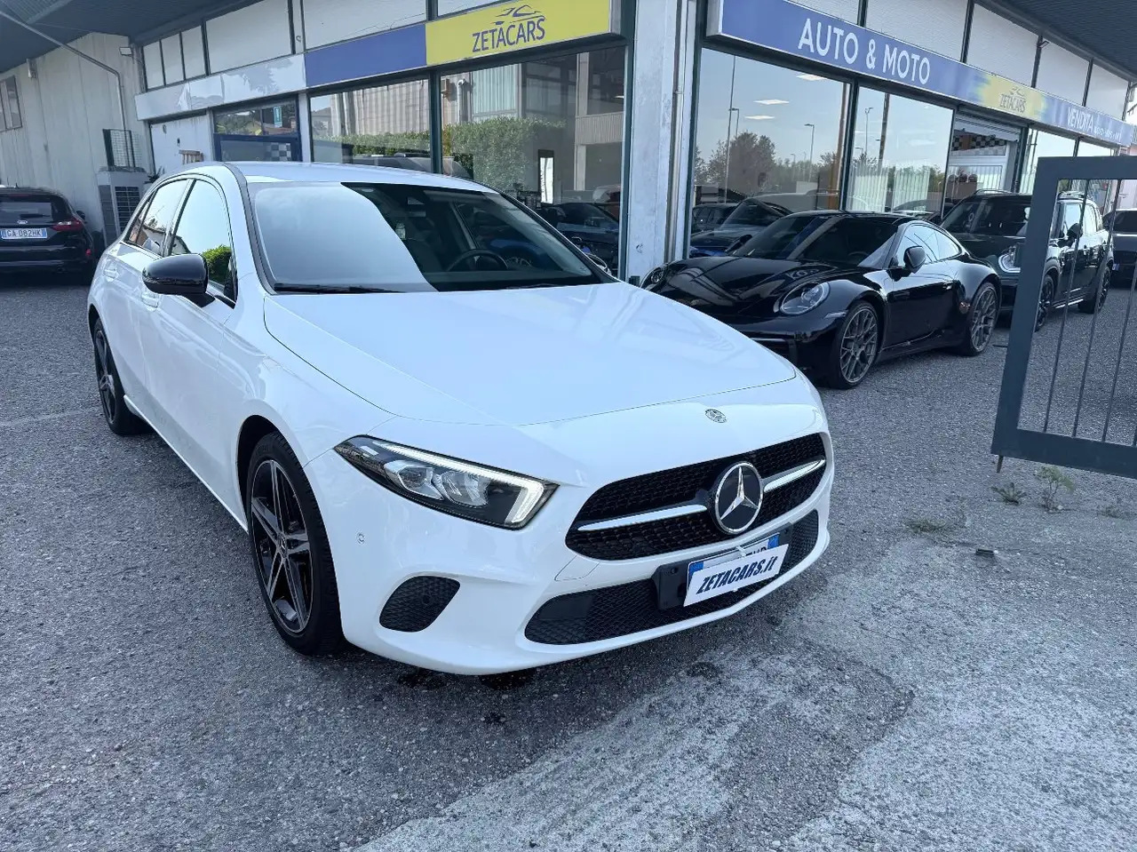 Mercedes-Benz A 200