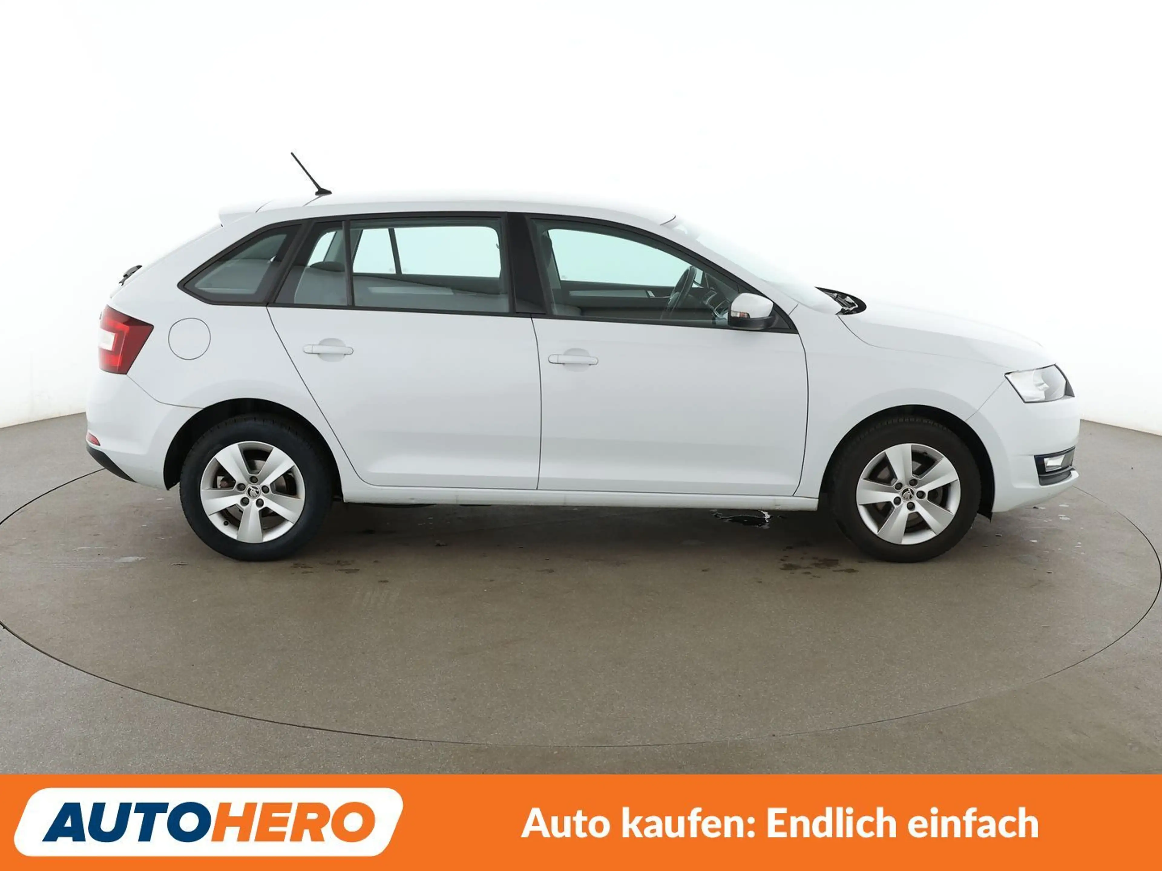 Skoda Rapid/Spaceback 1.0 TSI Ambition*TEMPO*PDC*KLIMA*GARANTIE* — photo 7