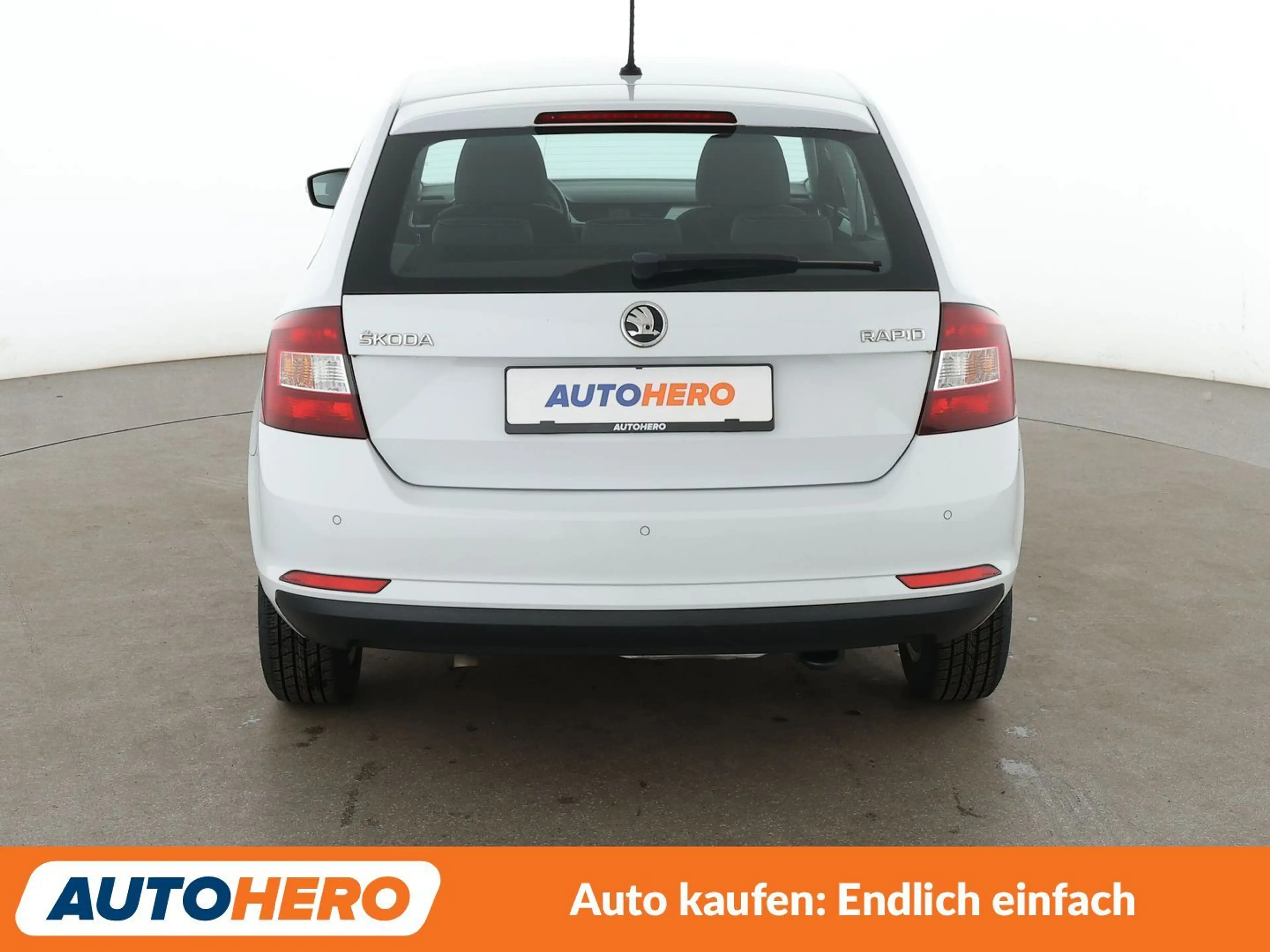 Skoda Rapid/Spaceback 1.0 TSI Ambition*TEMPO*PDC*KLIMA*GARANTIE* — photo 5