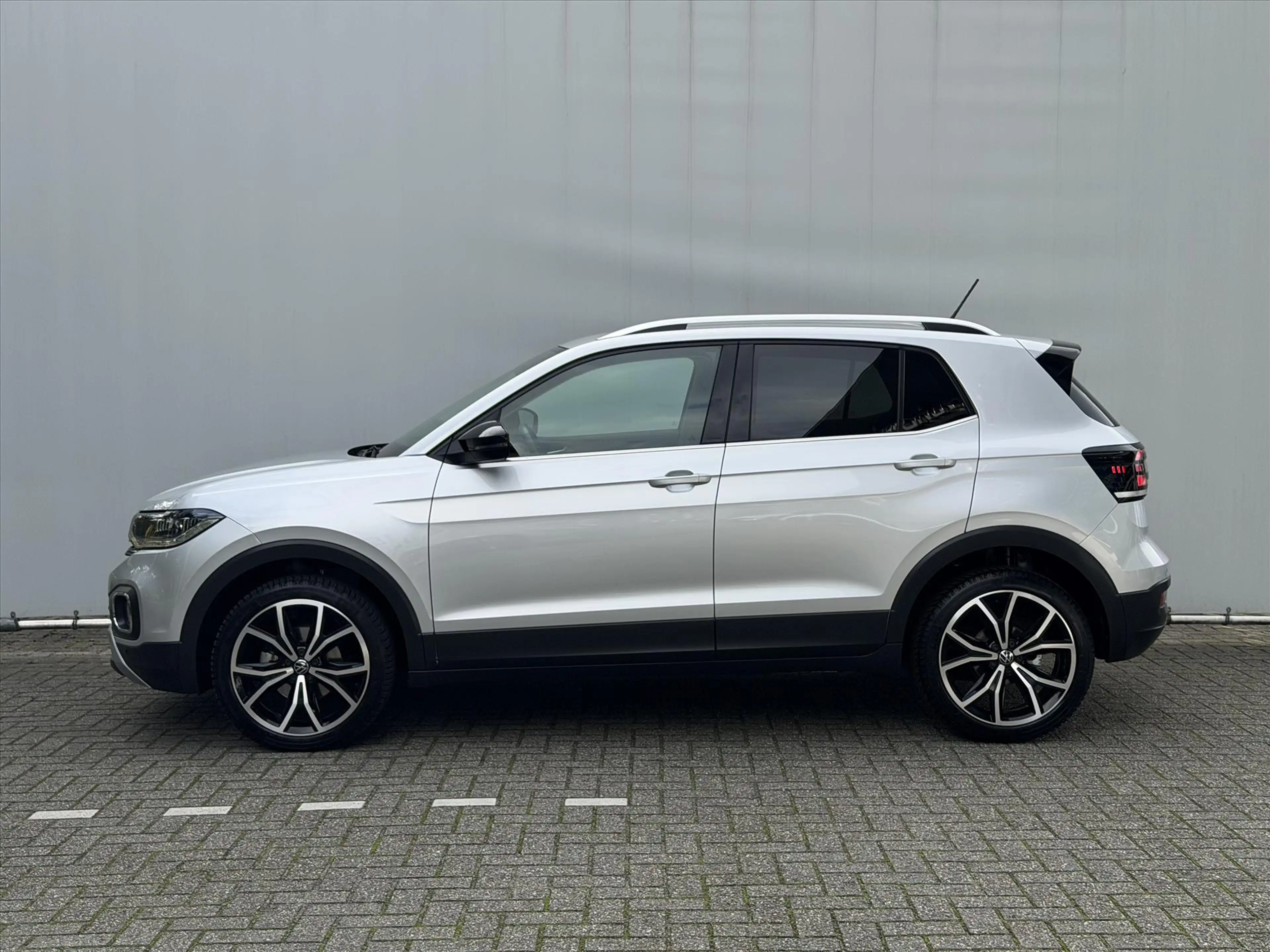 Volkswagen T-Cross 1.0 TSI 110pk Style — photo 2