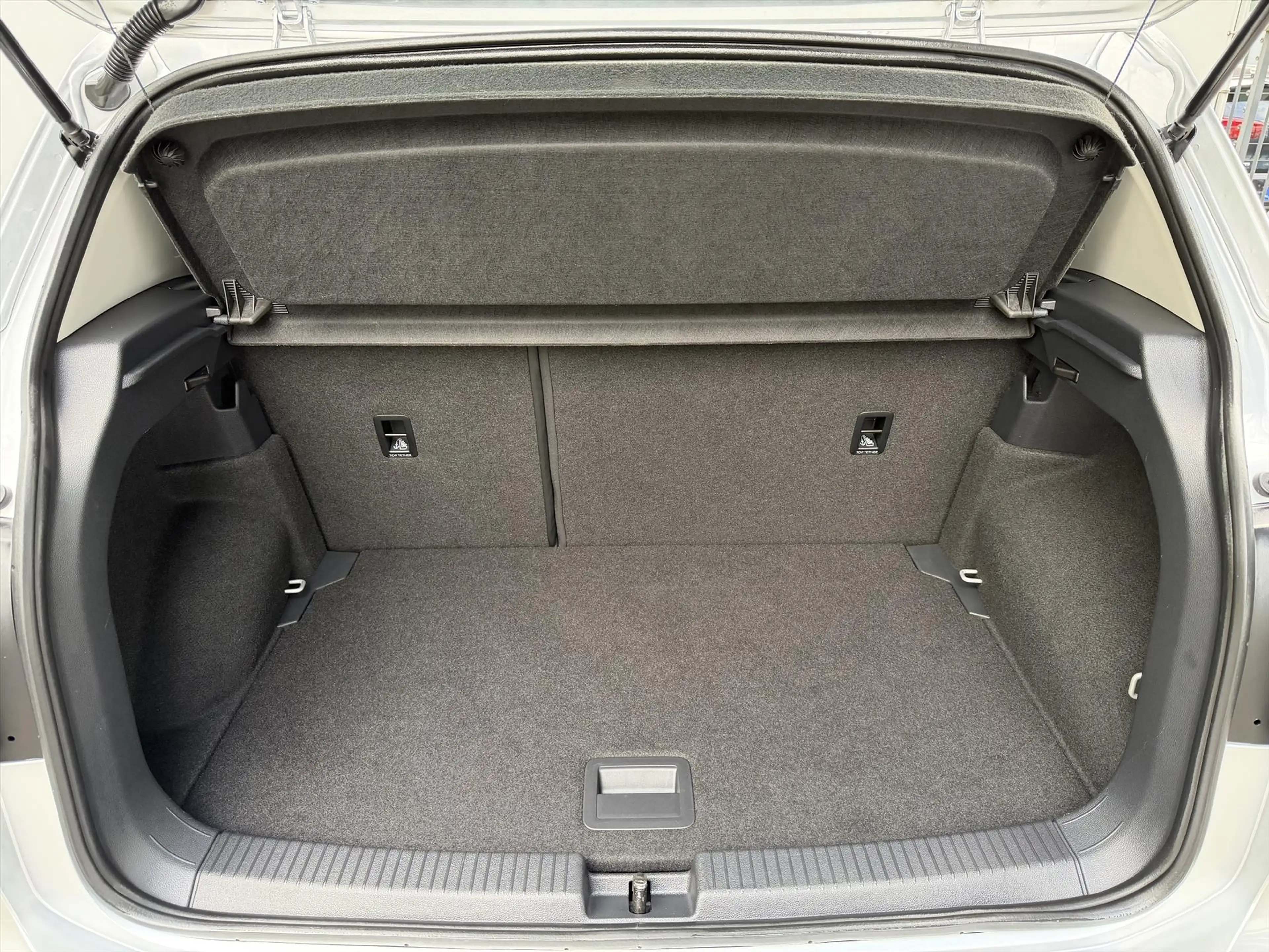 Volkswagen T-Cross 1.0 TSI 110pk Style — photo 22