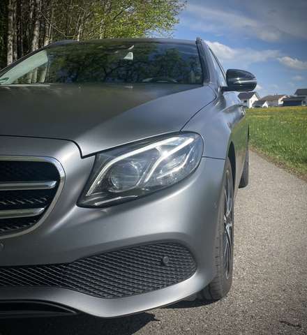 Mercedes-Benz E 400 E 400 d 4Matic (213.223)