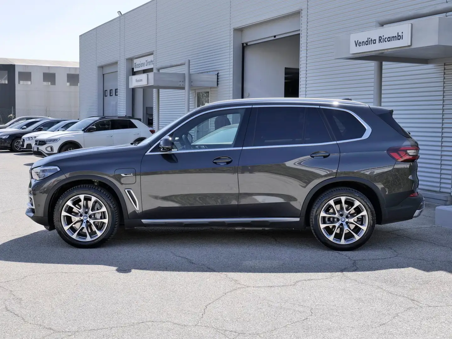 BMW X5 xDrive45e xLine aut. Open Sky Gris - 2