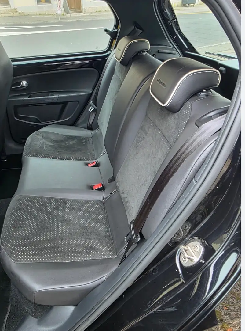 SEAT Mii Mii 1,0 by Mango by Mango Schwarz - 1