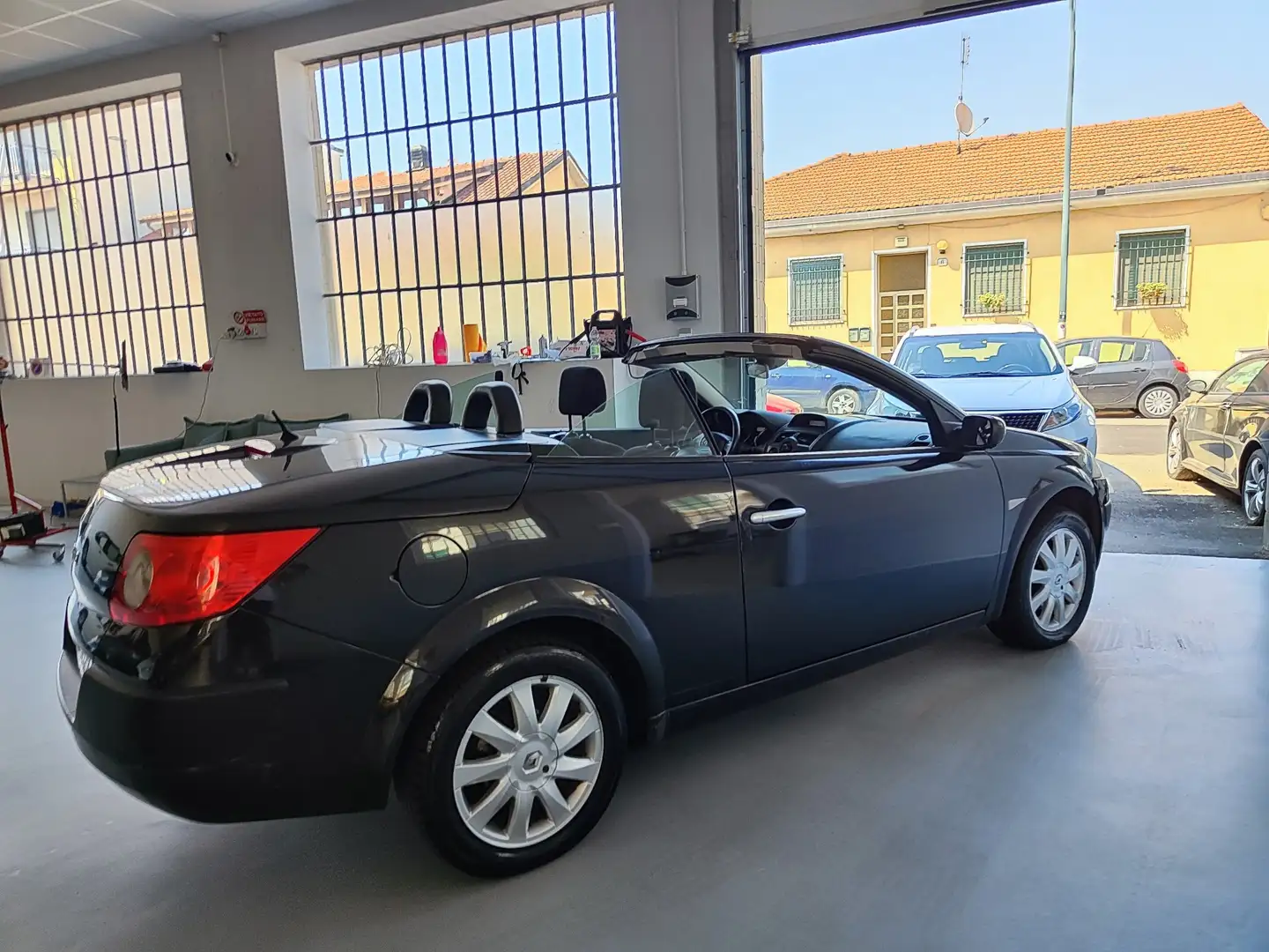 Renault Megane CC 1.9 dci Dynamique - 1
