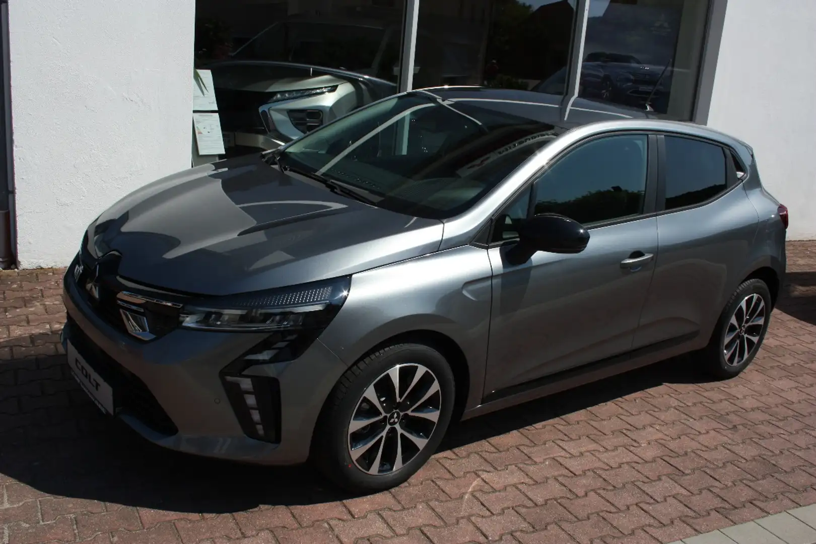 Mitsubishi Colt PLUS 1.0 T-Benziner 6-Gang, LED, DAB Grau - 1