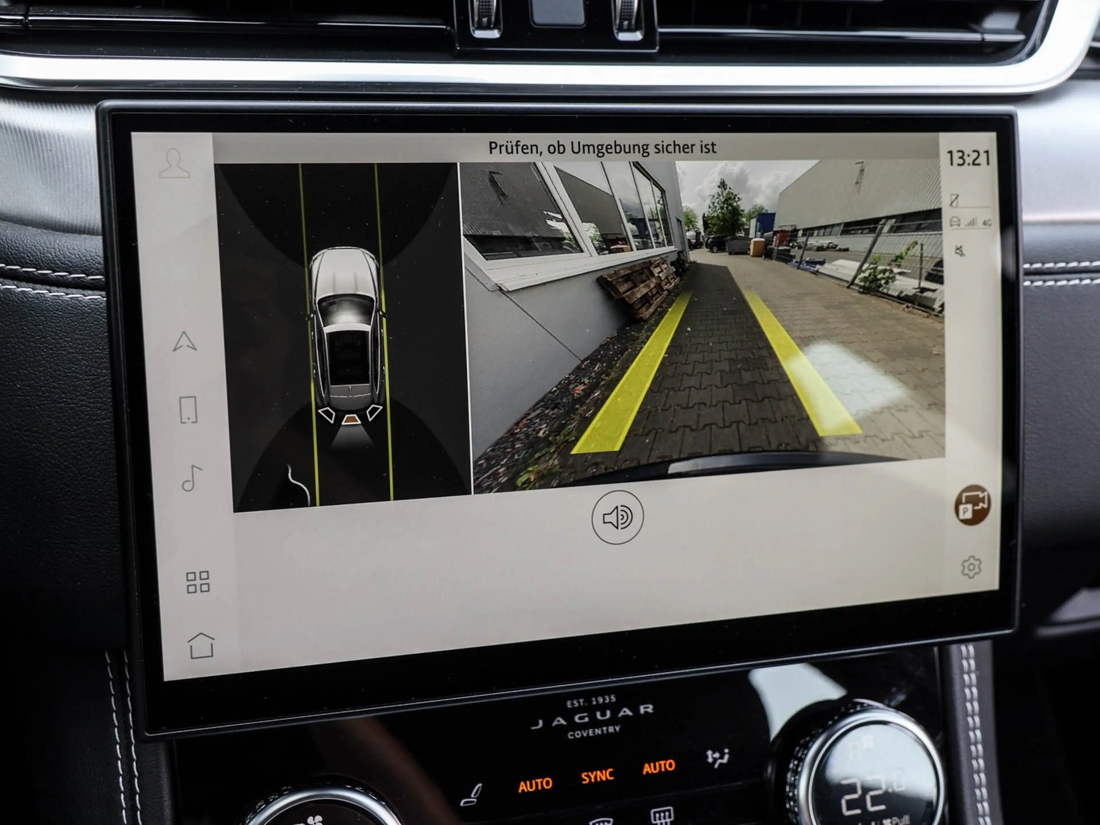 Jaguar F-Pace P400 R-Dynamic SE AWD Winter Paket, Meridian Sound — photo 11
