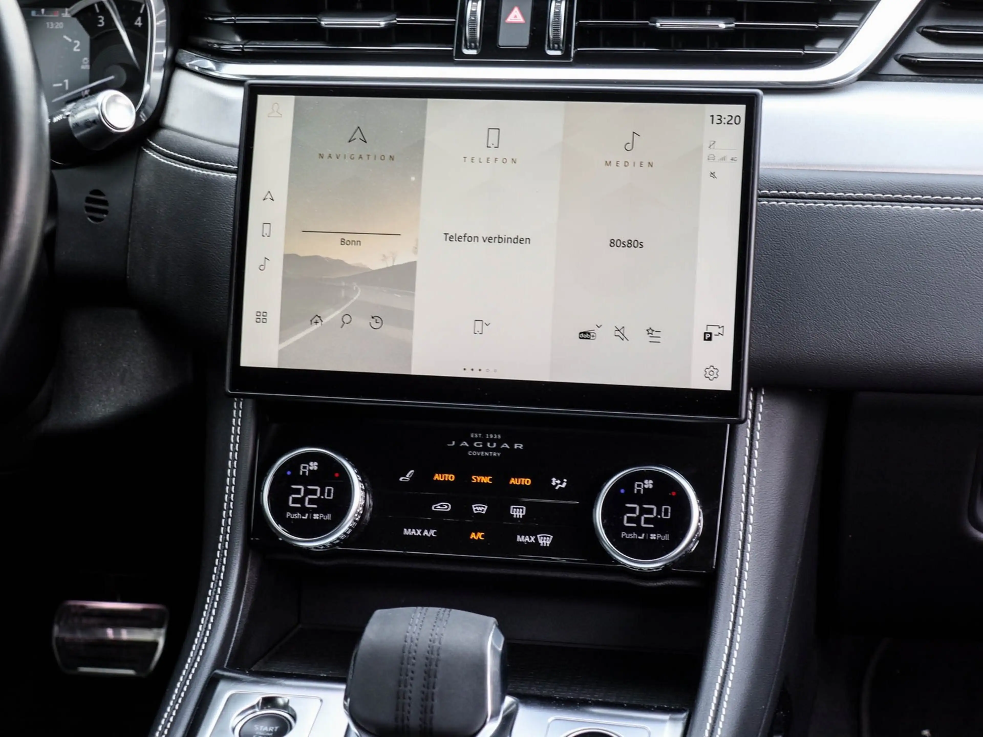 Jaguar F-Pace P400 R-Dynamic SE AWD Winter Paket, Meridian Sound — photo 7