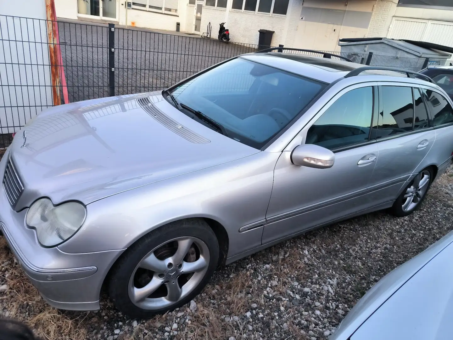 Mercedes-Benz C 220 T CDI Avantgarde - 1